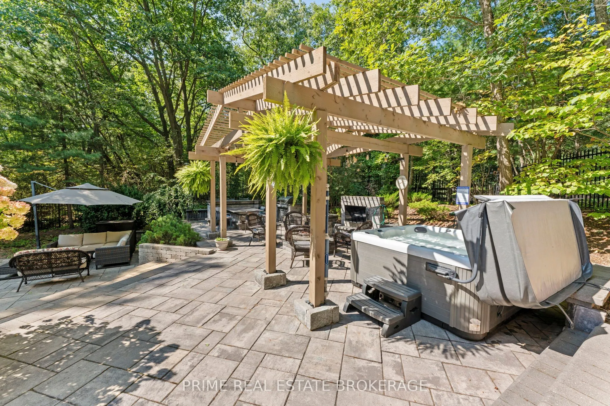 10219 Pinetree Drive