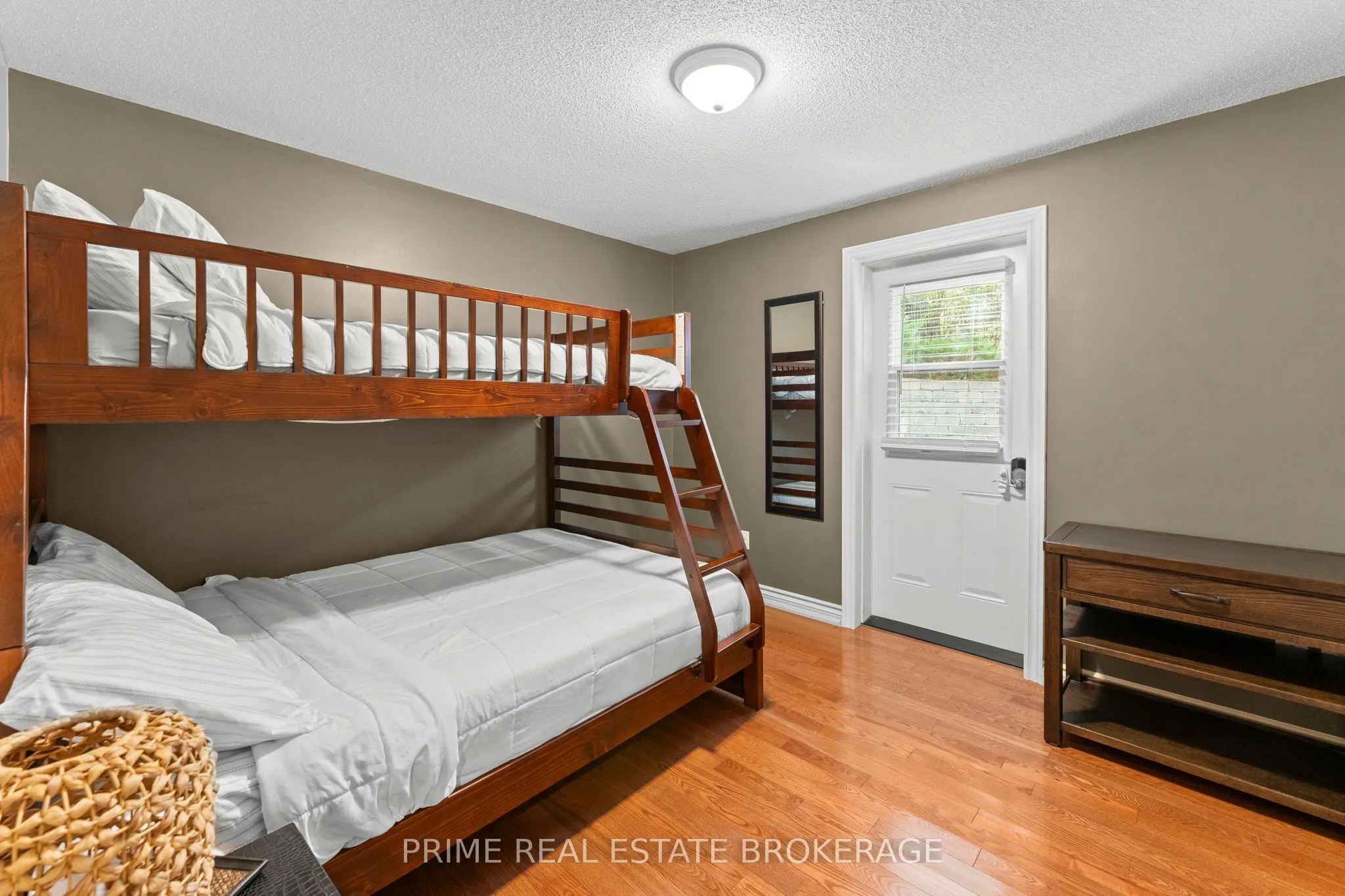 10219 Pinetree Drive