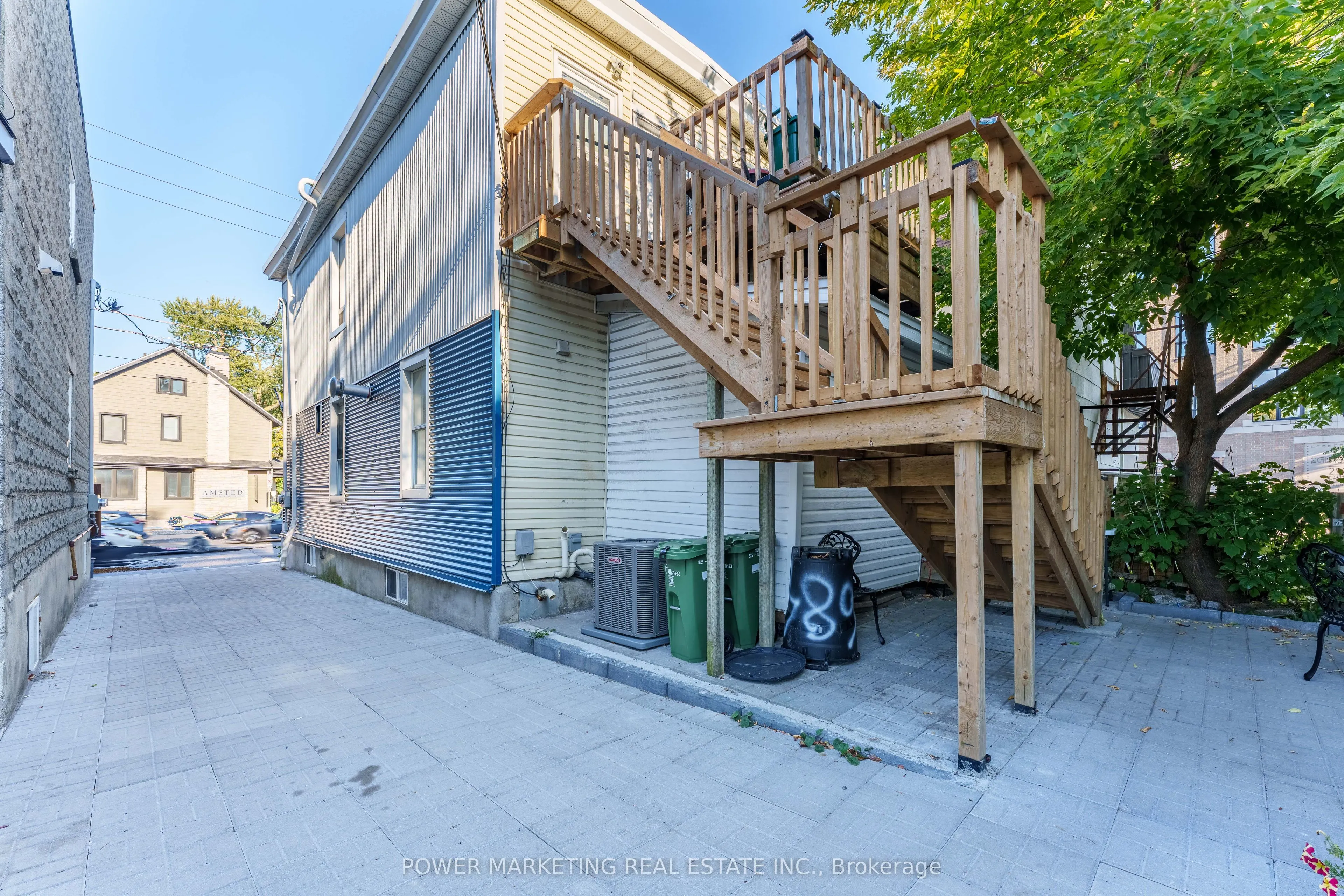 684 BRONSON Avenue