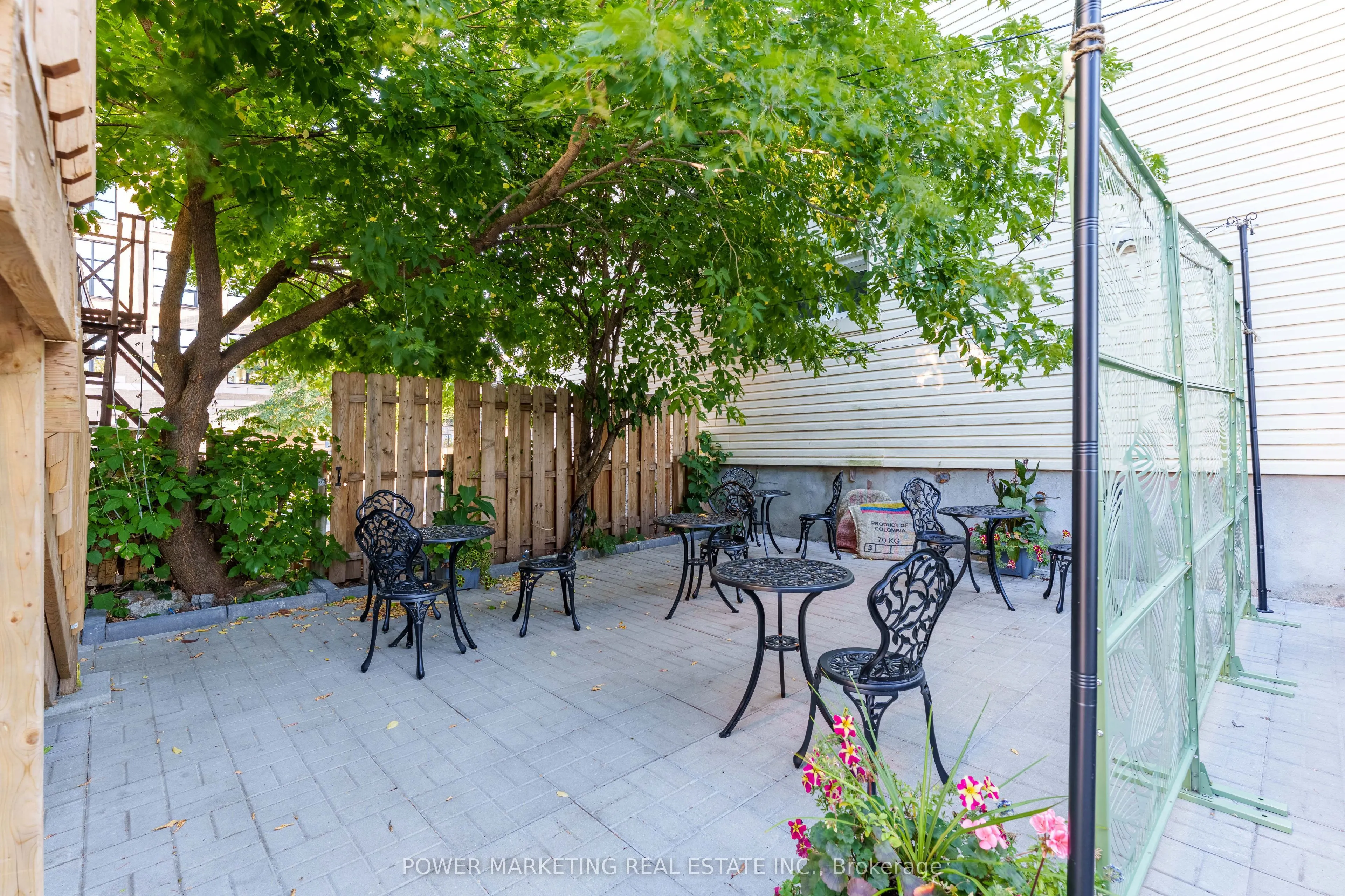 684 BRONSON Avenue