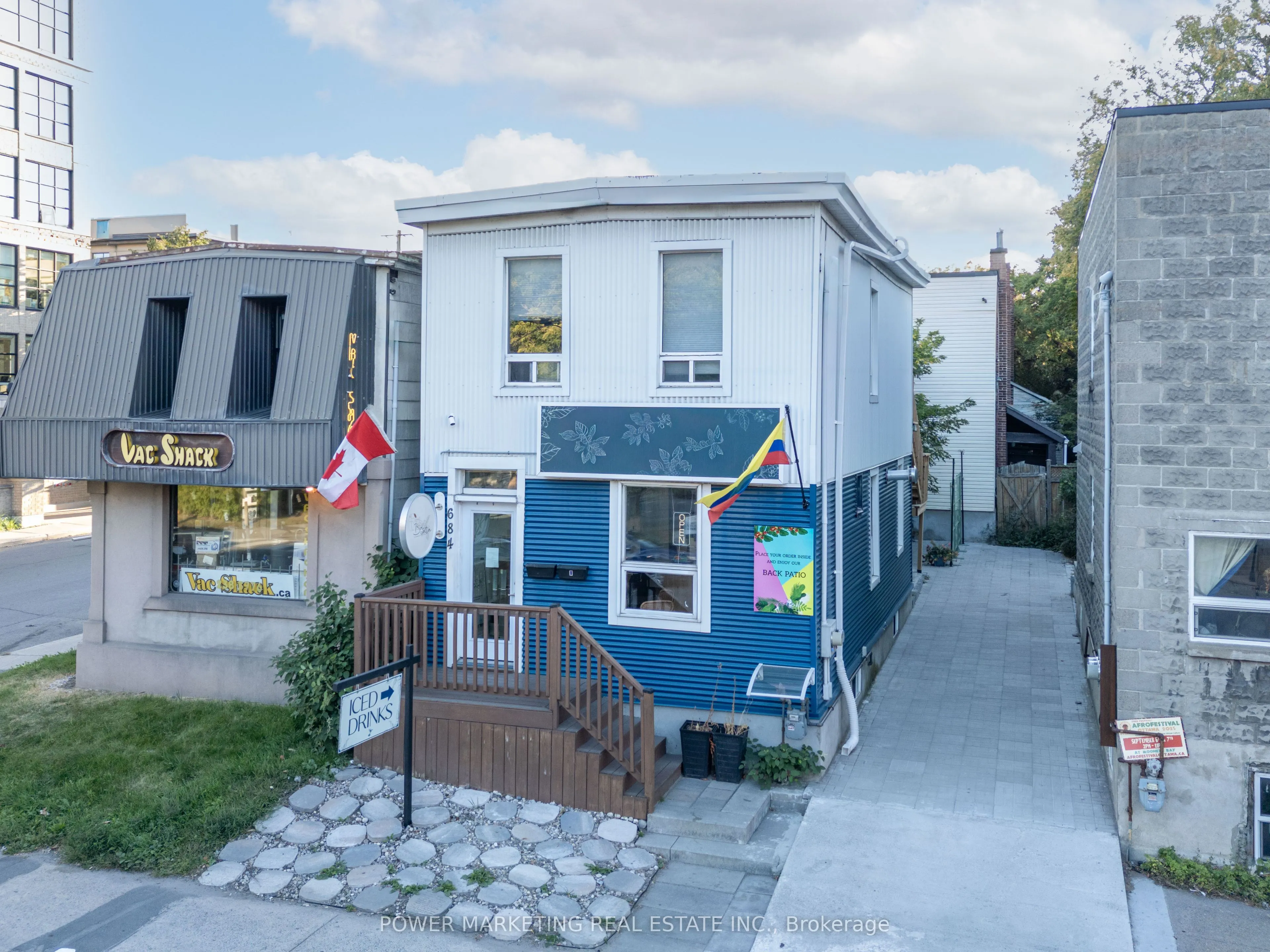 684 BRONSON Avenue