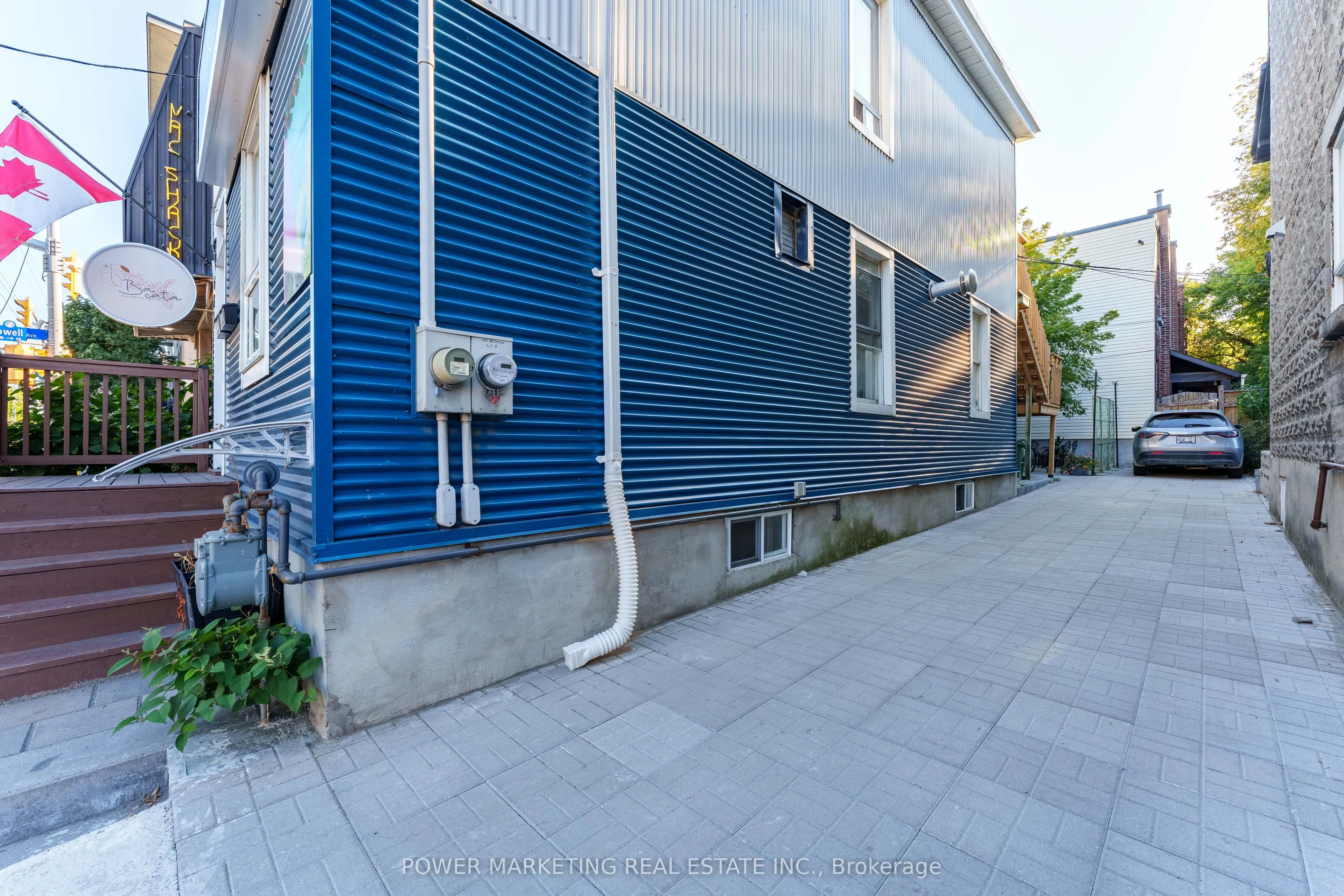 684 BRONSON Avenue