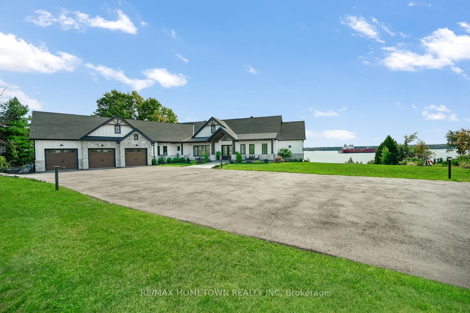 5 Shoreside Way