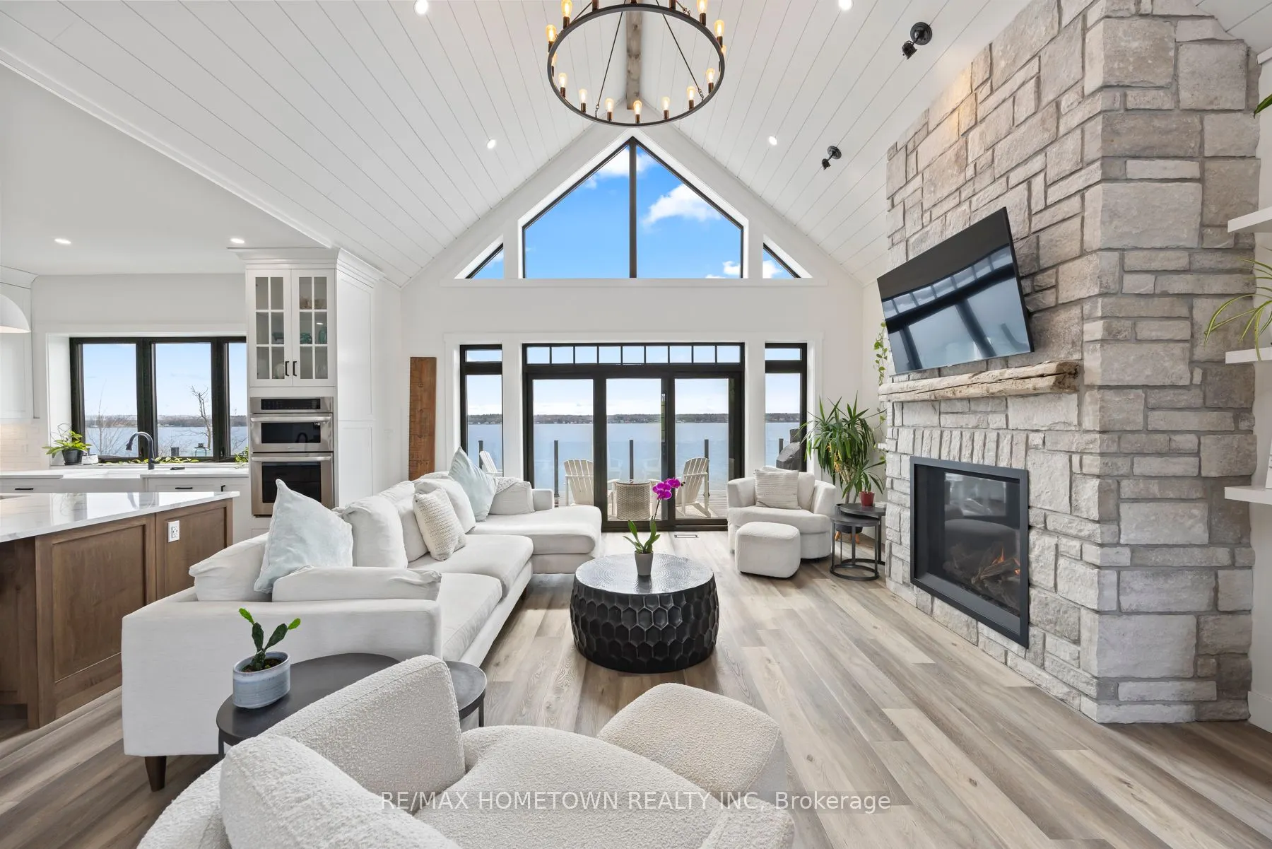 5 Shoreside Way