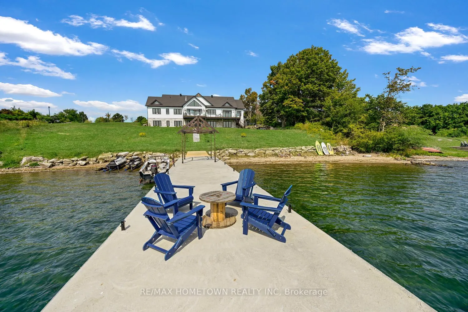 5 Shoreside Way