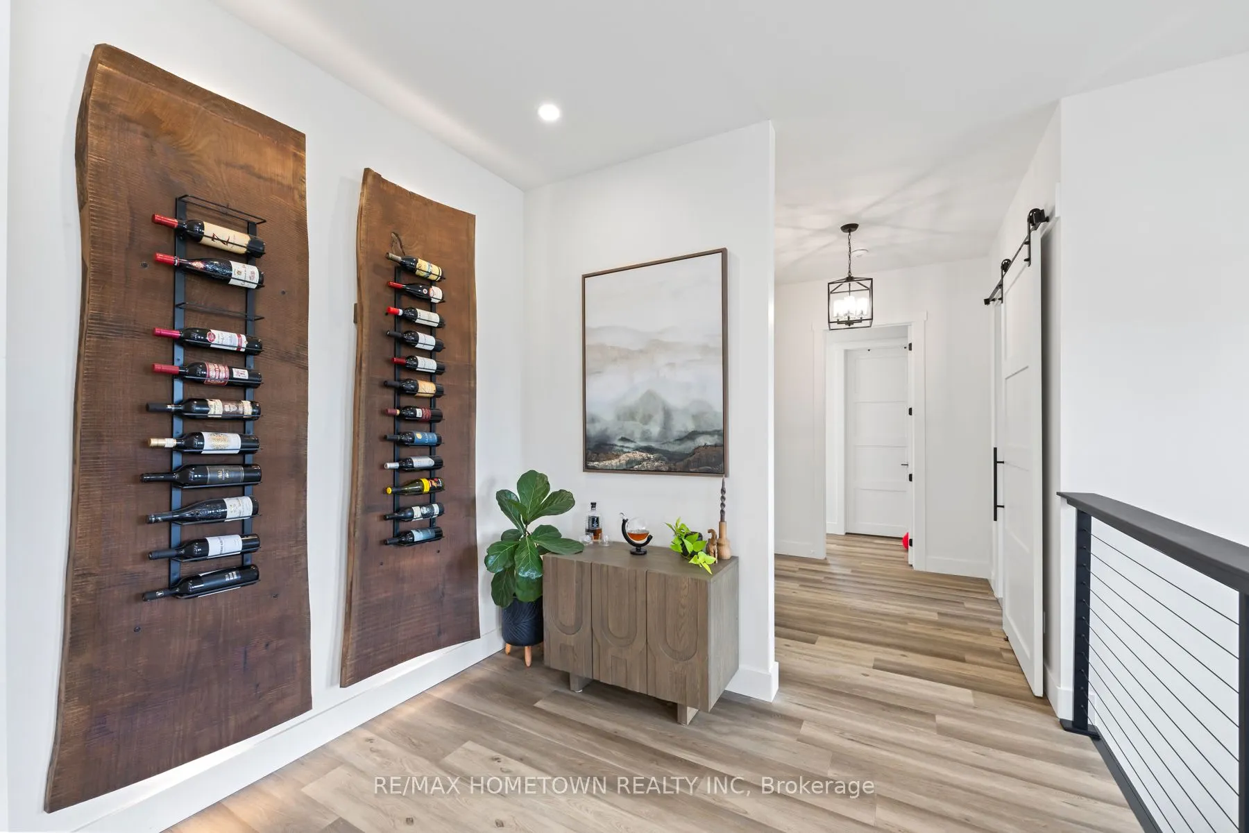 5 Shoreside Way