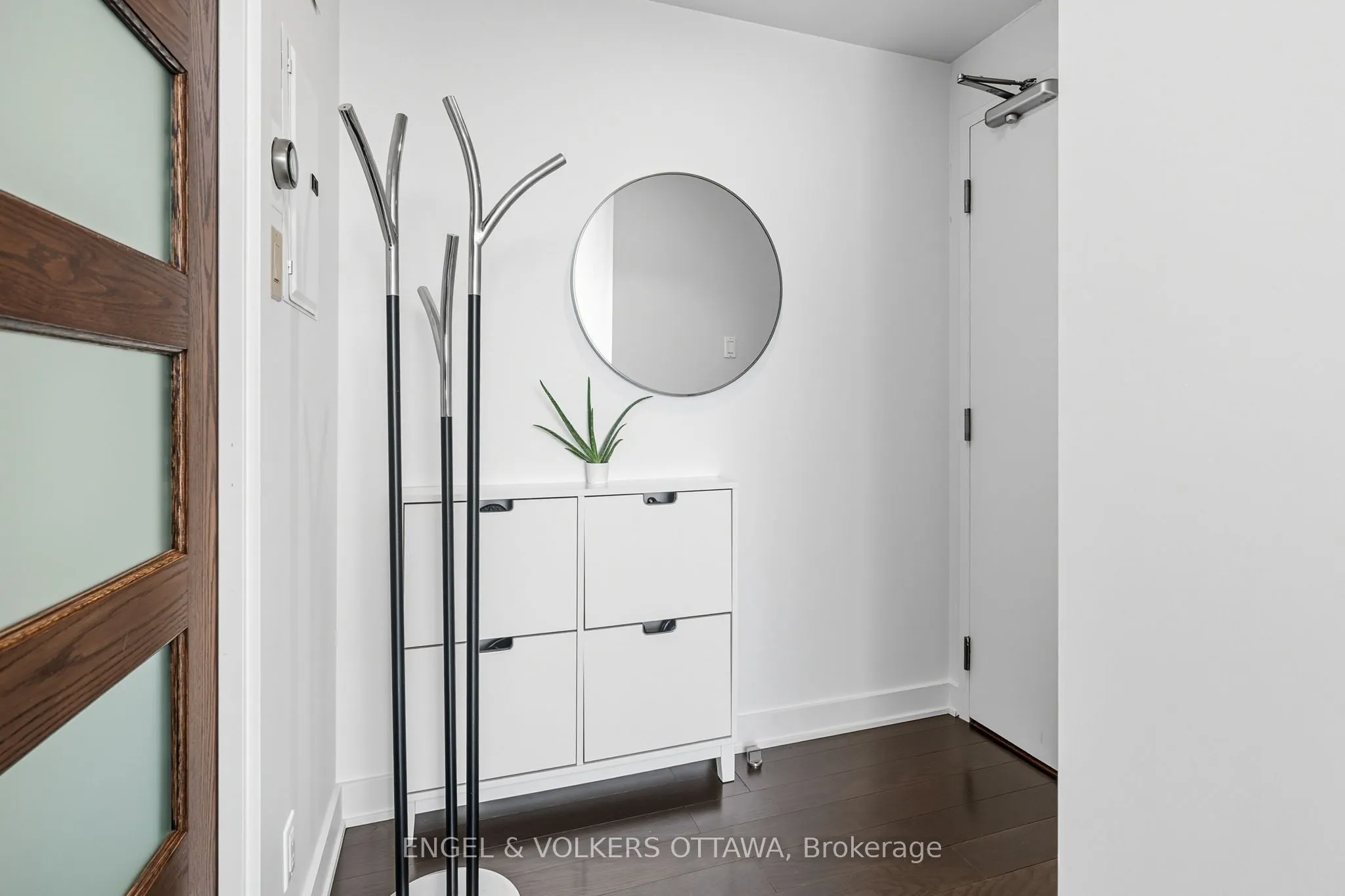 360 Mcleod Street, #603
