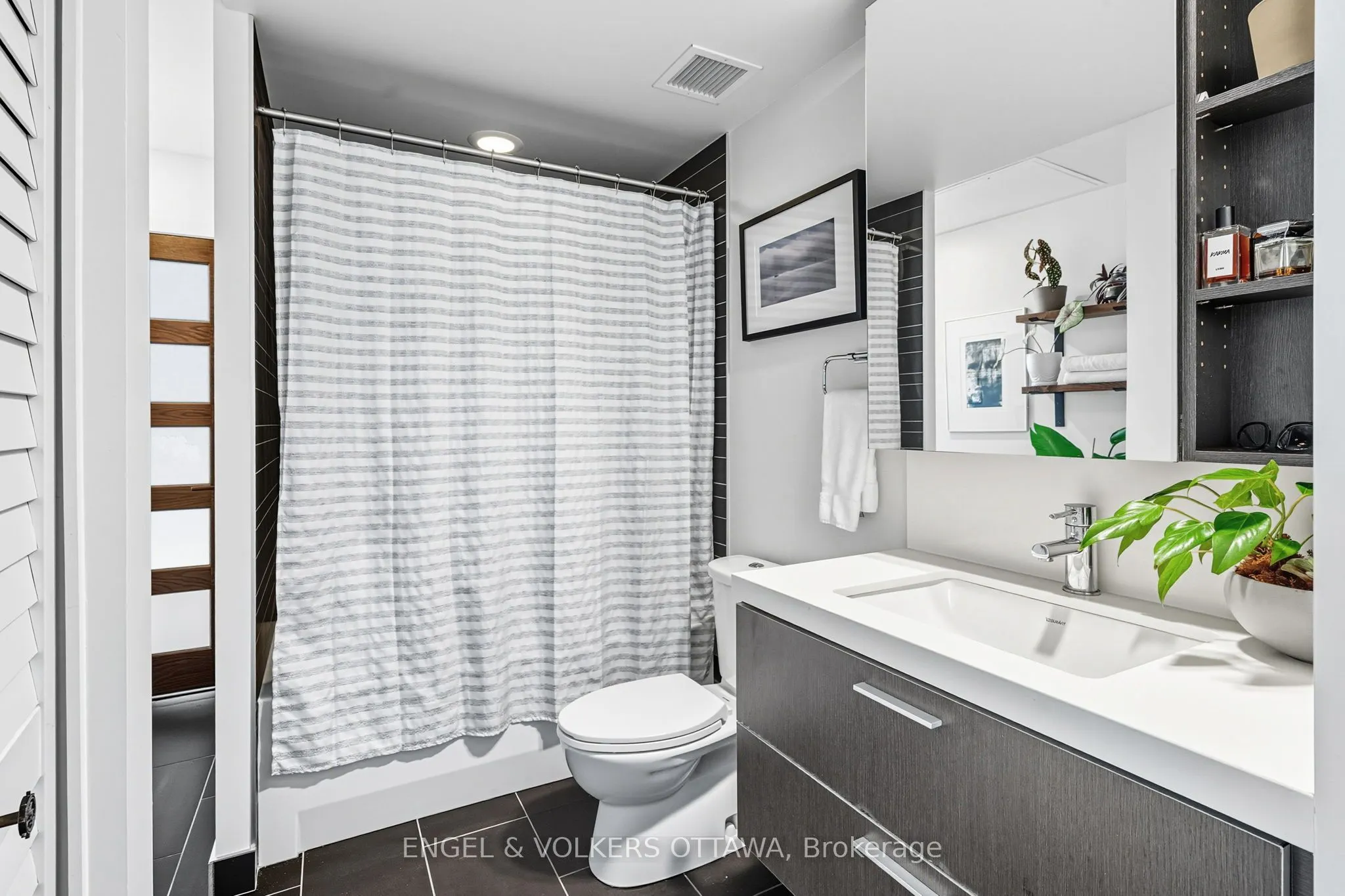 360 Mcleod Street, #603