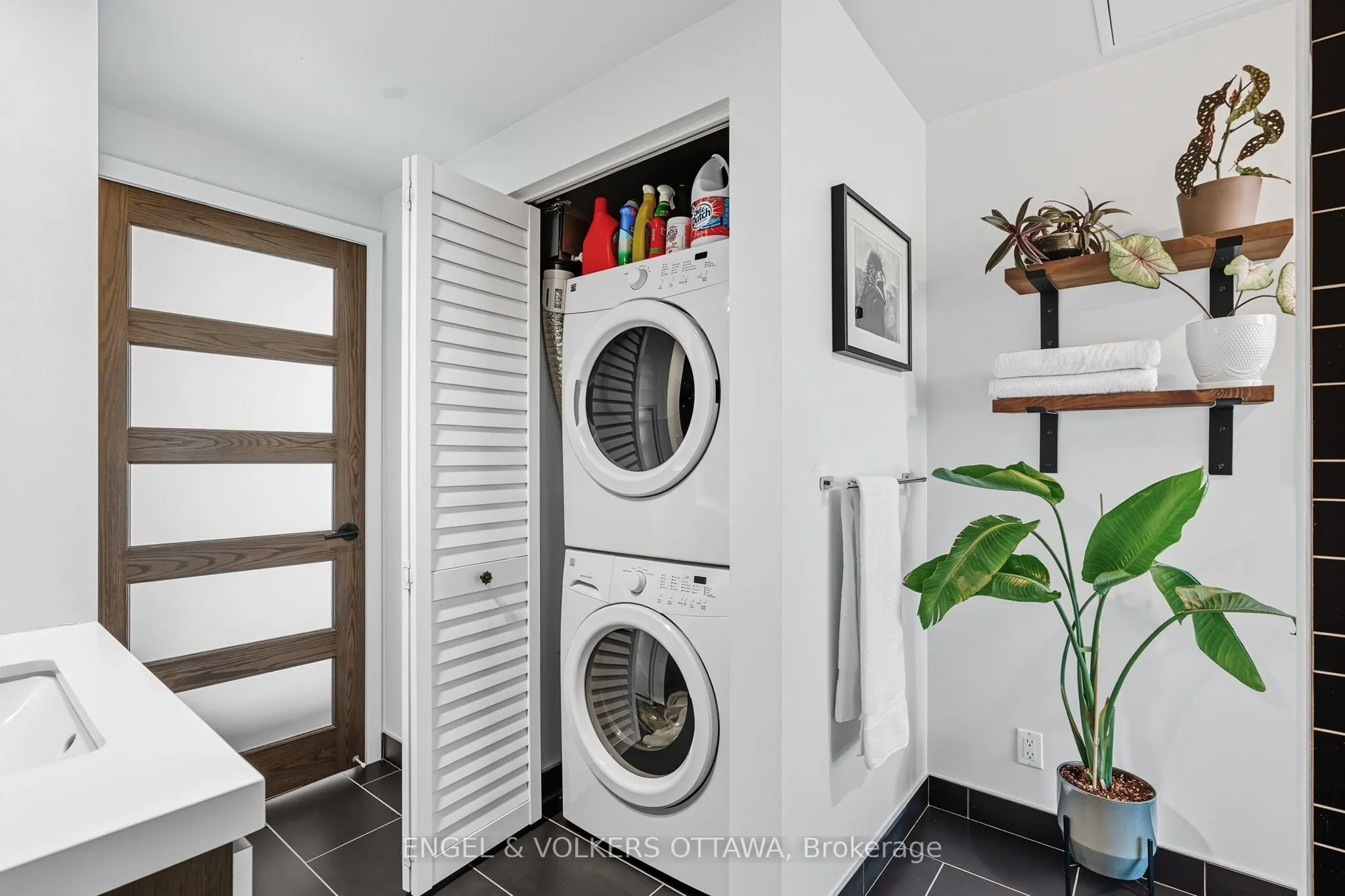 360 Mcleod Street, #603