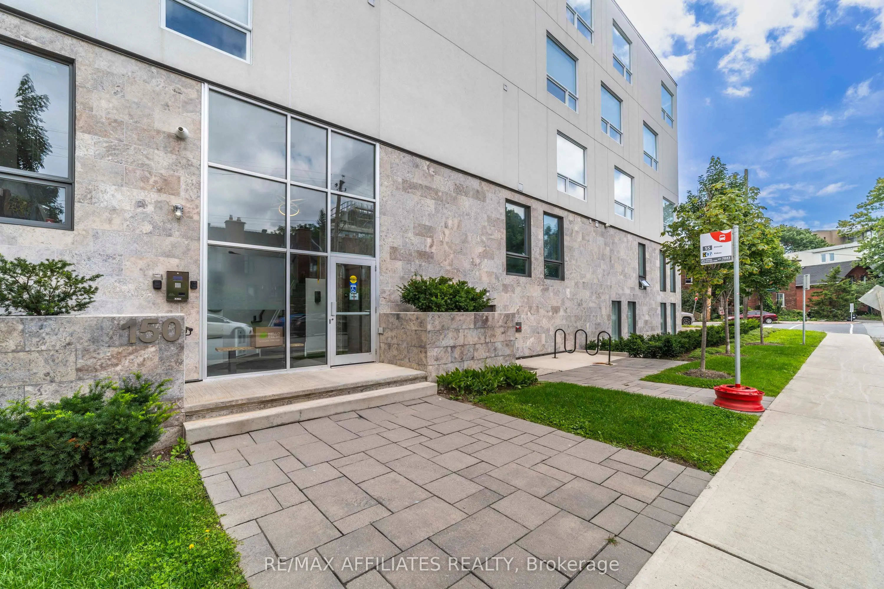 150 Greenfield Avenue, #503