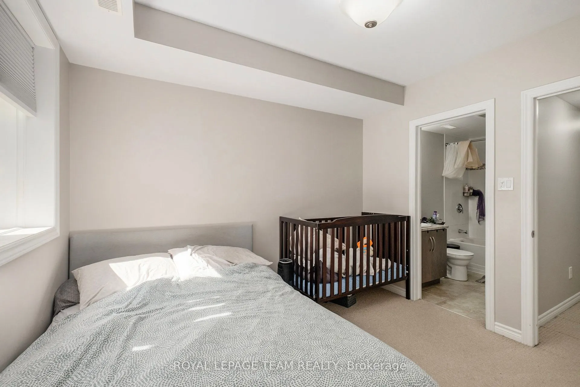289 Everest Private, #D