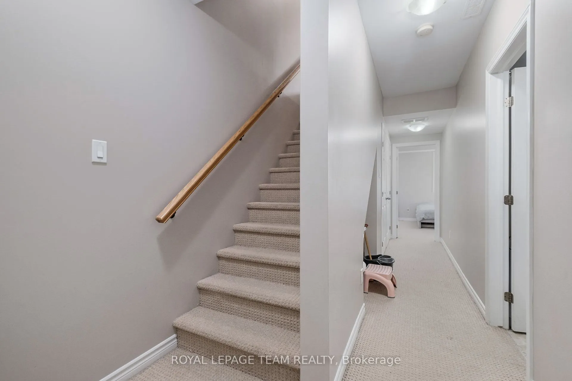 289 Everest Private, #D