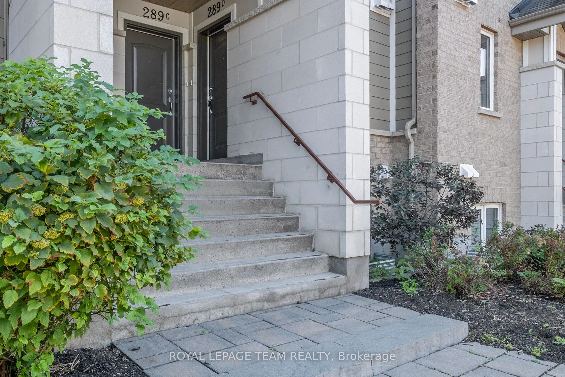 289 Everest Private, #D