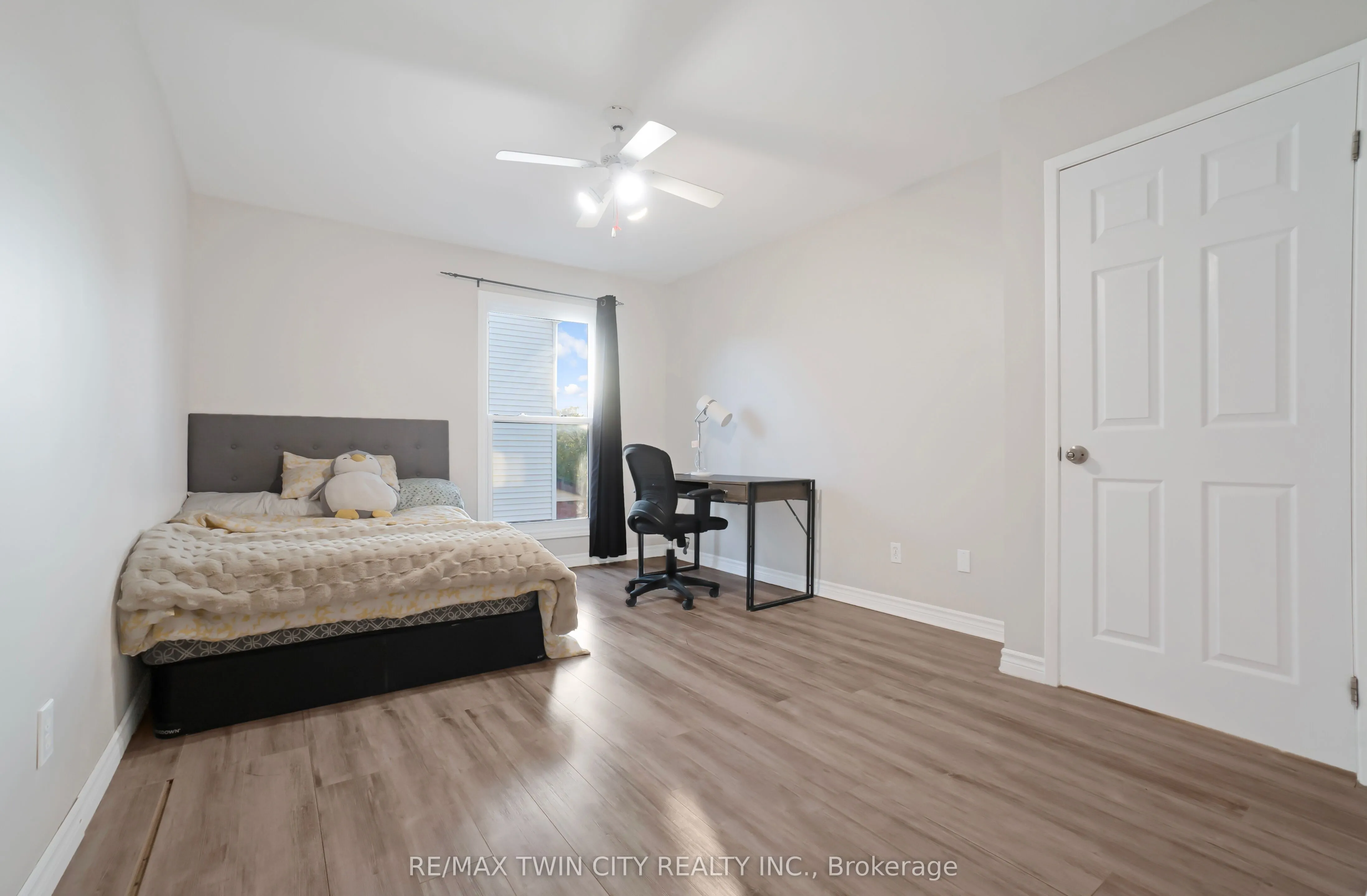 770 FANSHAWE PARK Road E, #60