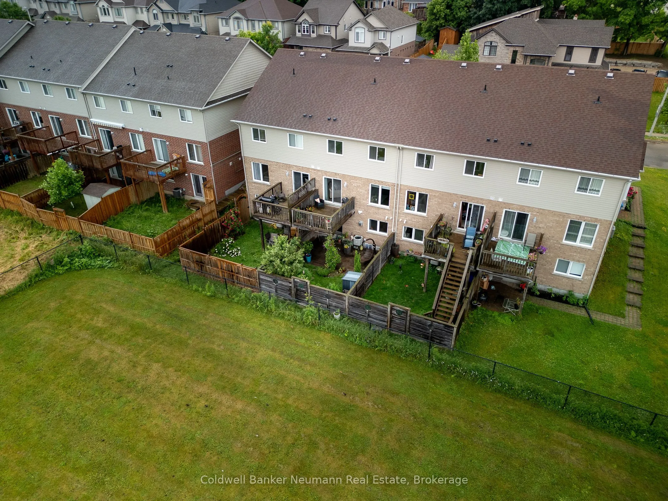 159 Kemp Crescent