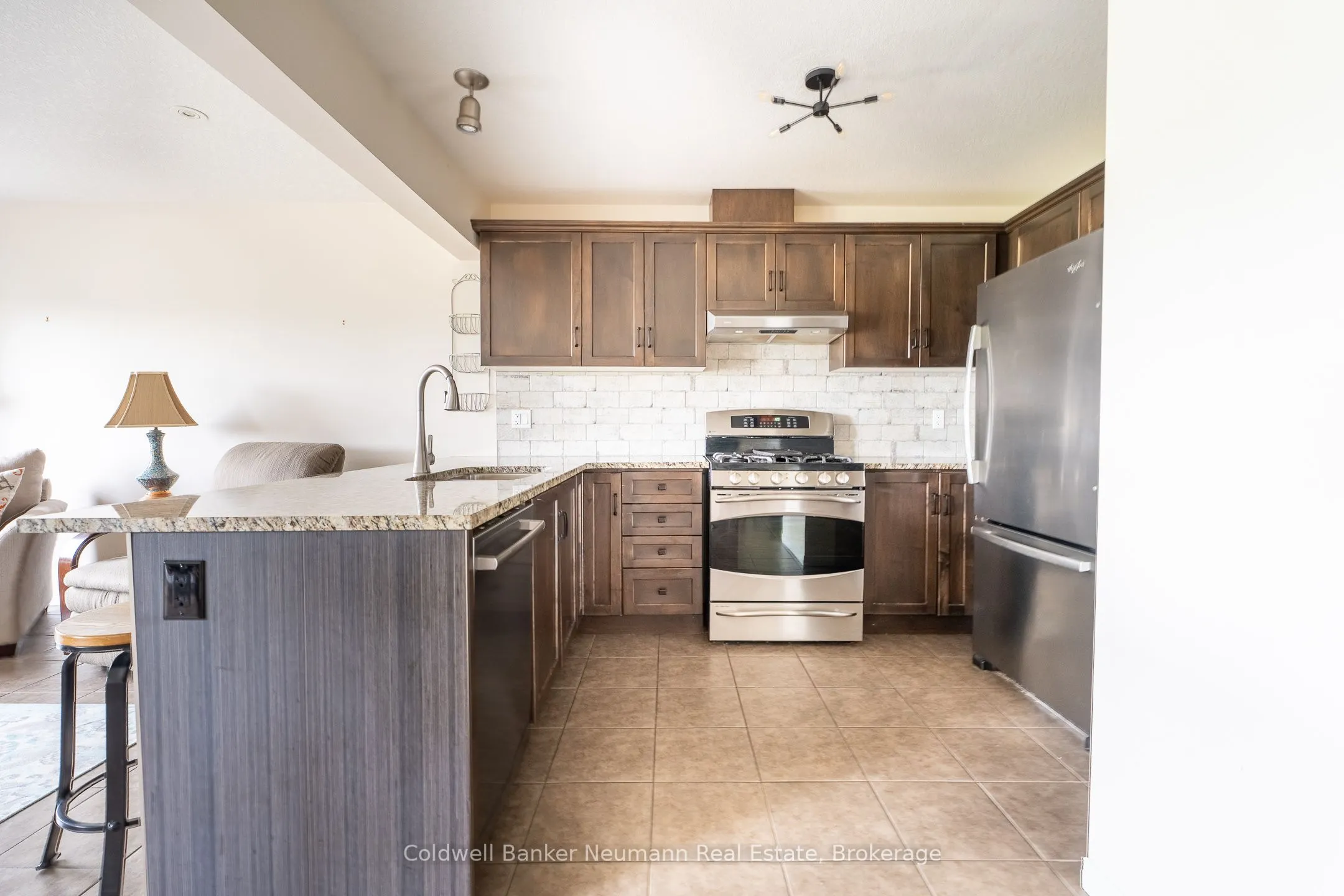 159 Kemp Crescent