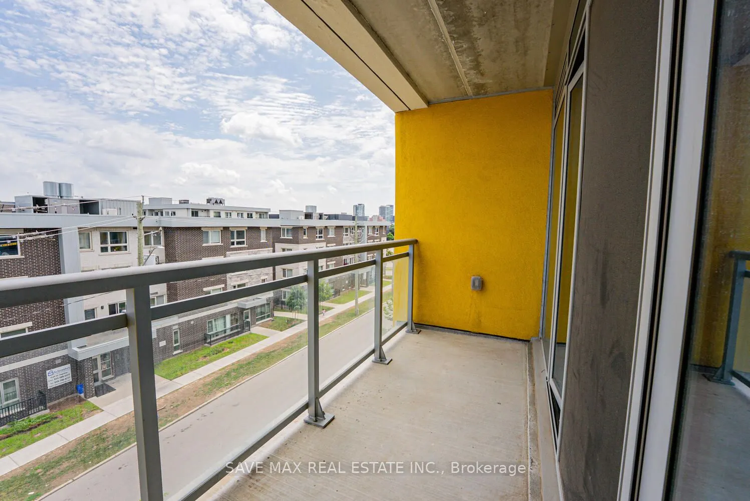 257 Hemlock Street, #405