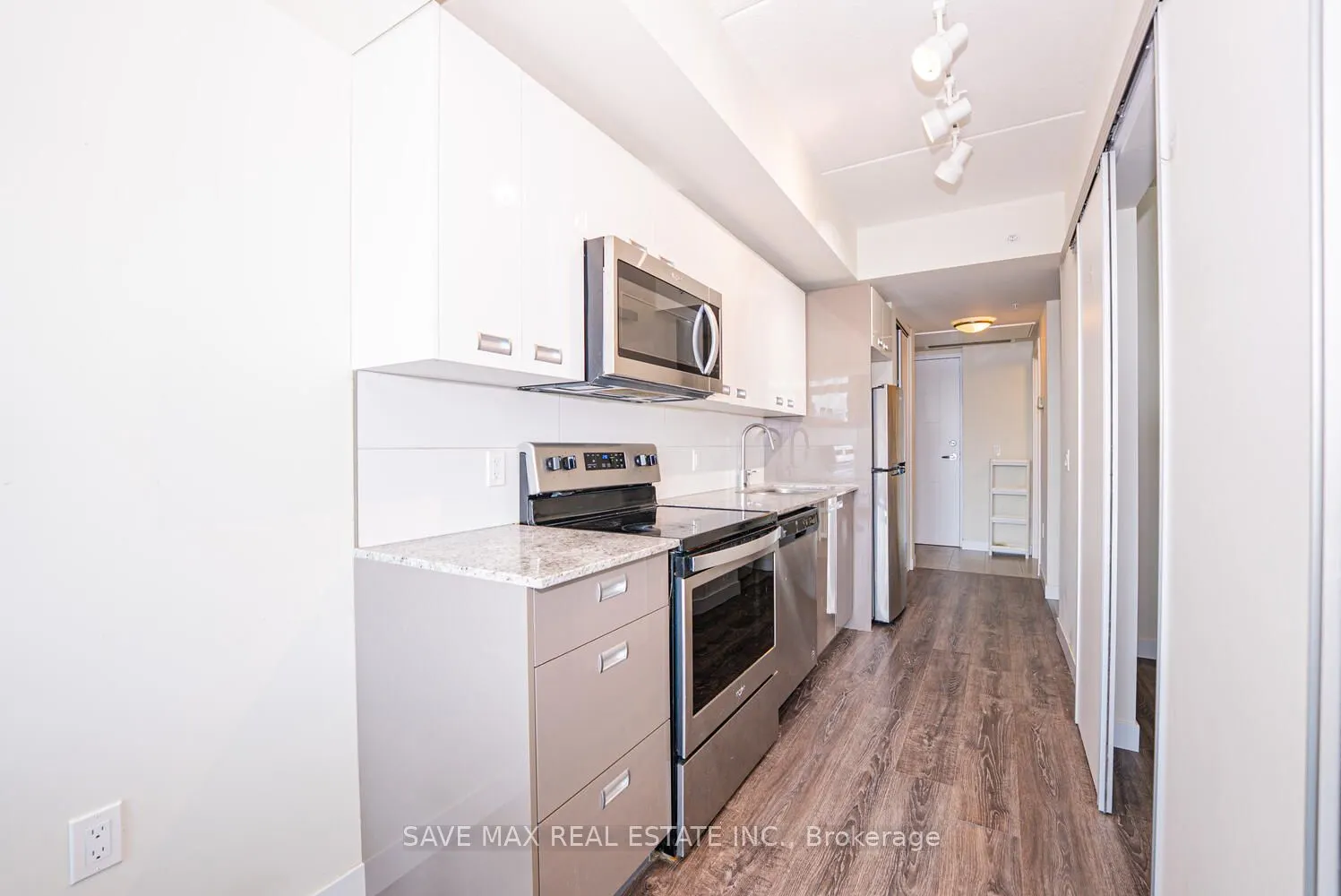 257 Hemlock Street, #405