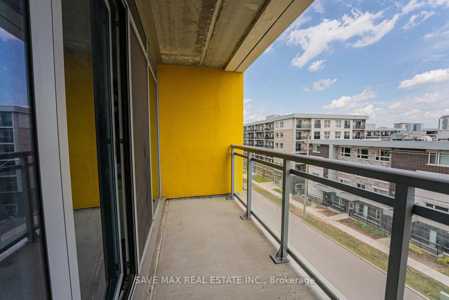 257 Hemlock Street, #405