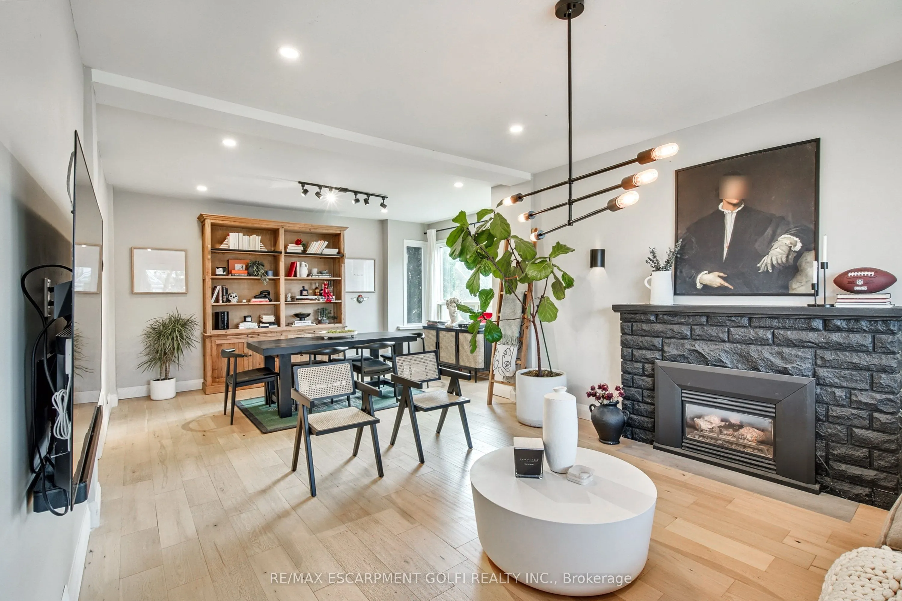 131 Alpine Avenue