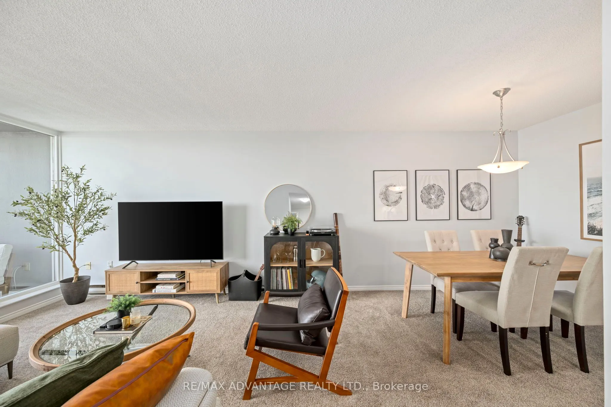 155 Kent Street, #1106