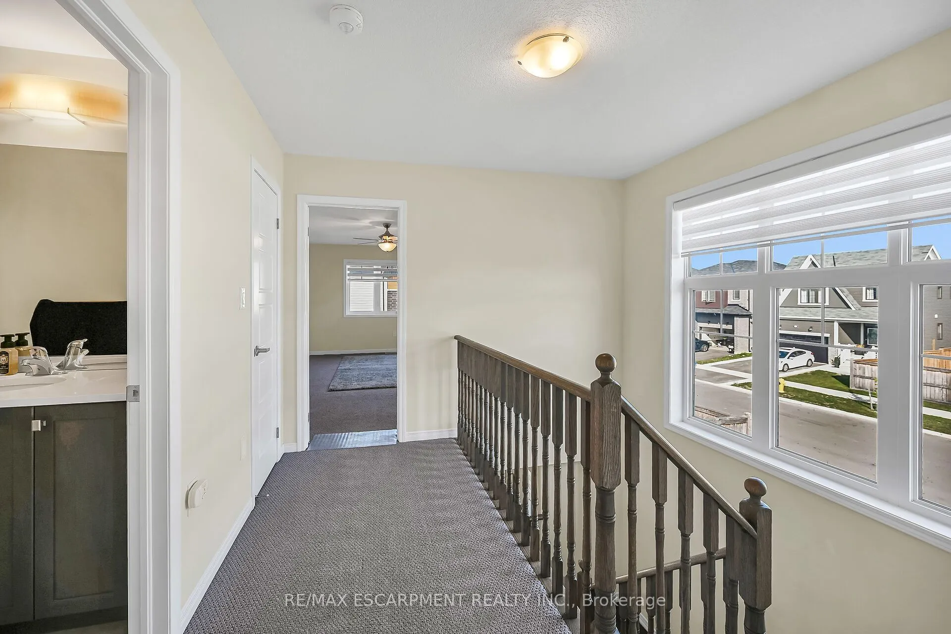164 MacLachlan Avenue