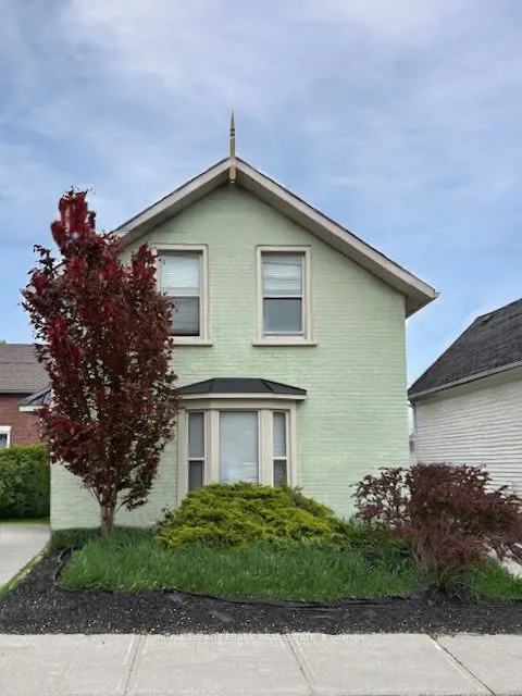 140 Antrim Street