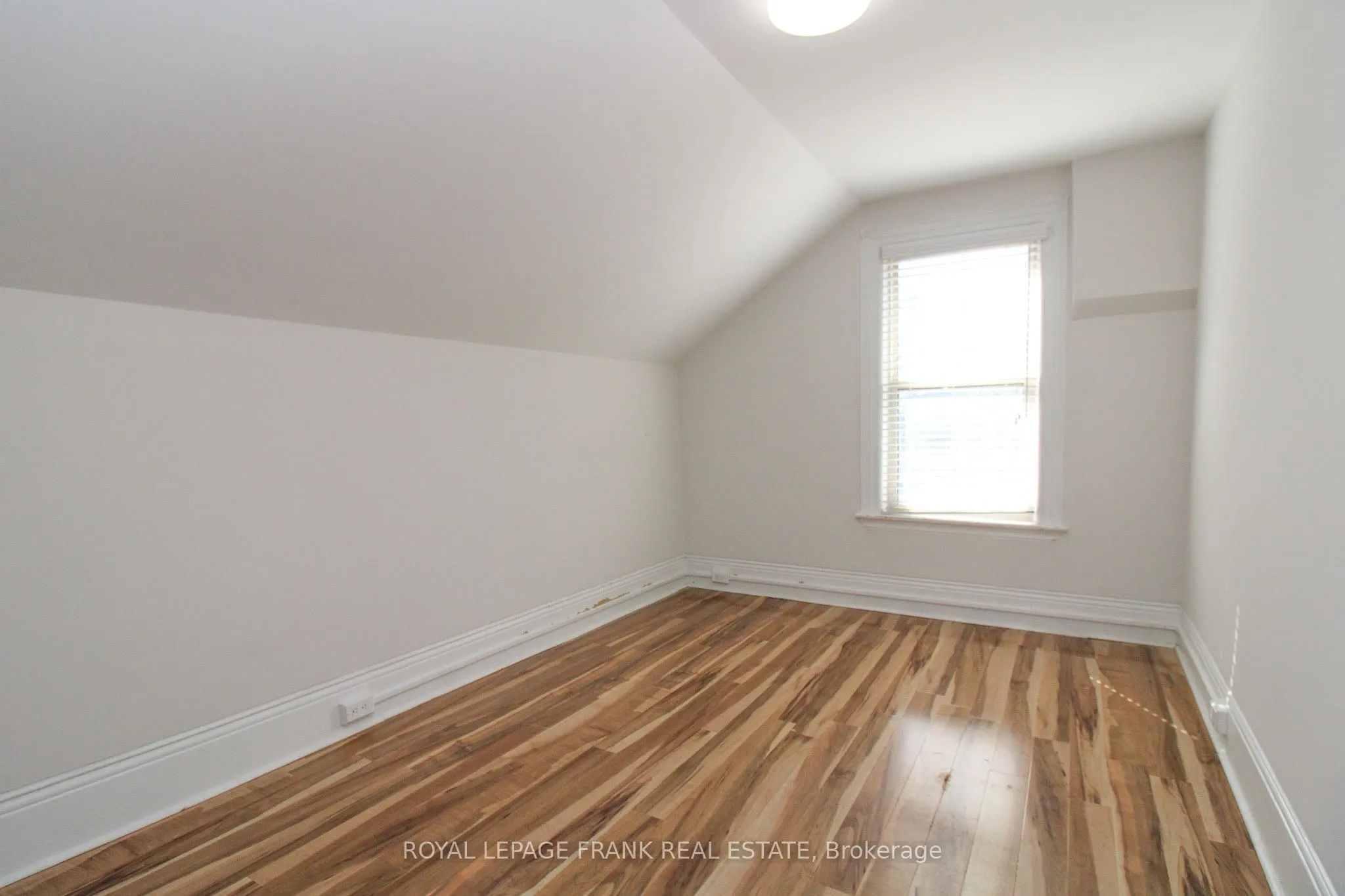 140 Antrim Street