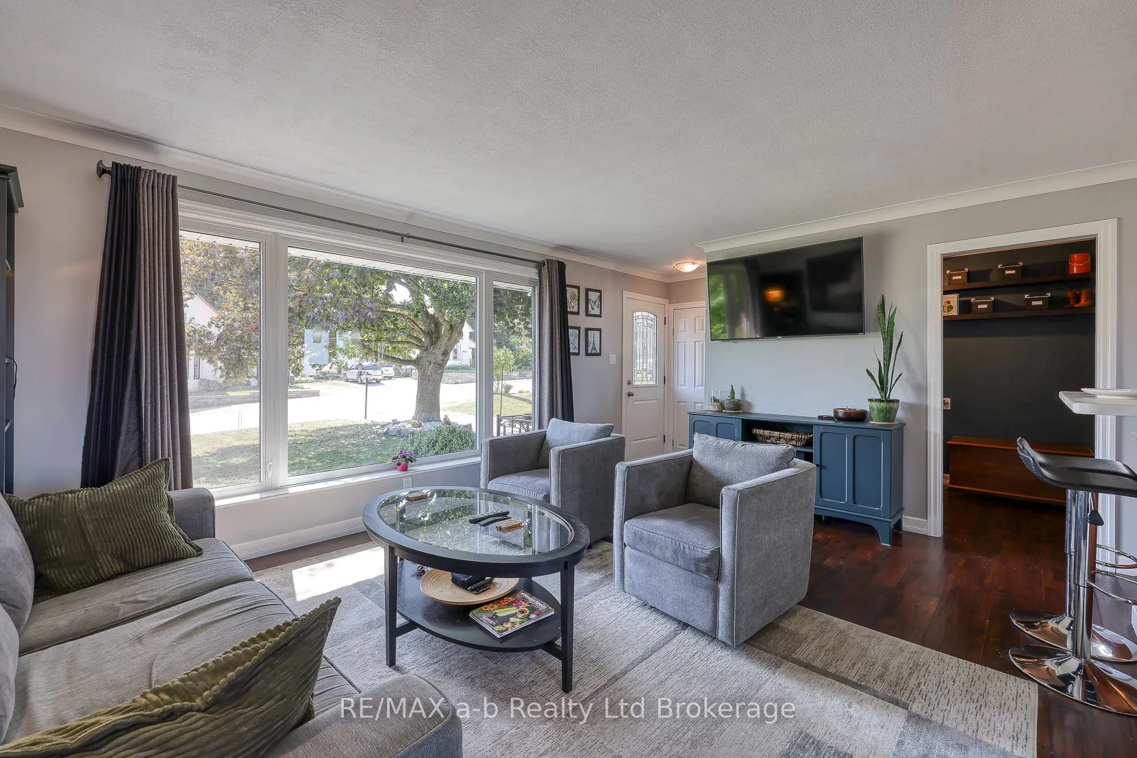 324135 Mount Elgin Road