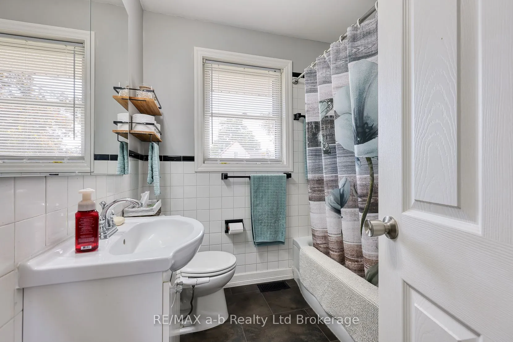 324135 Mount Elgin Road