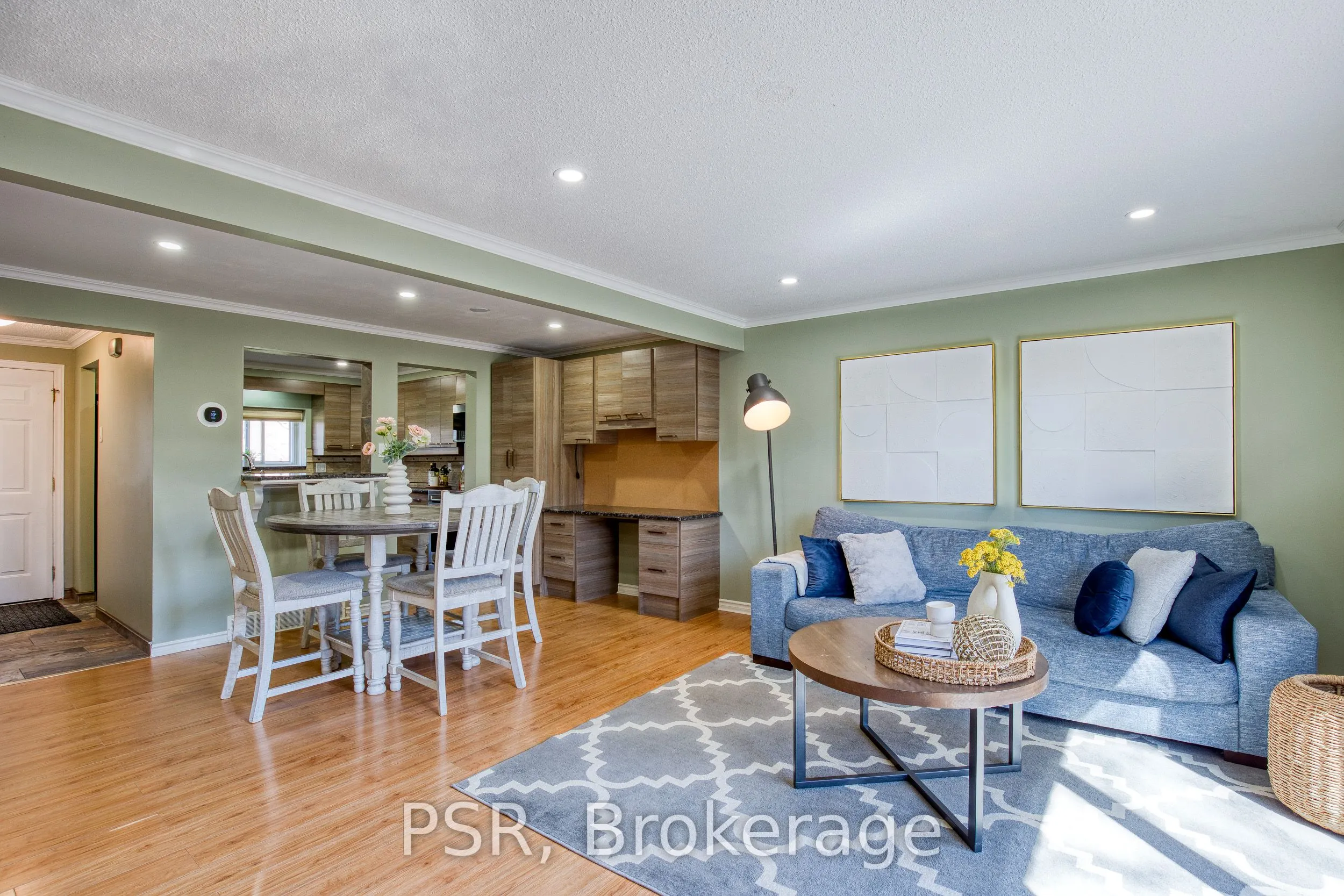 11 Grand River Boulevard, #20