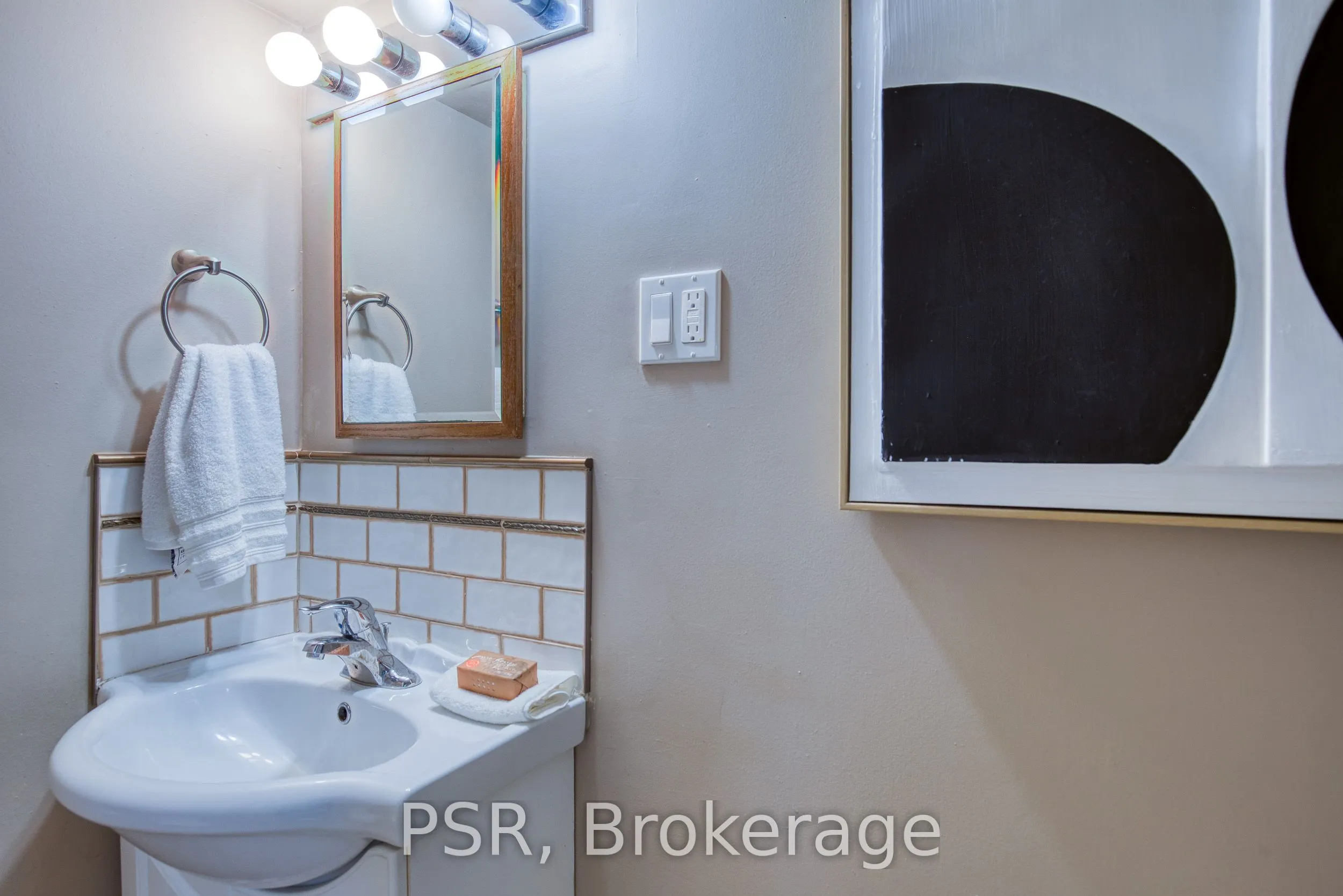 11 Grand River Boulevard, #20