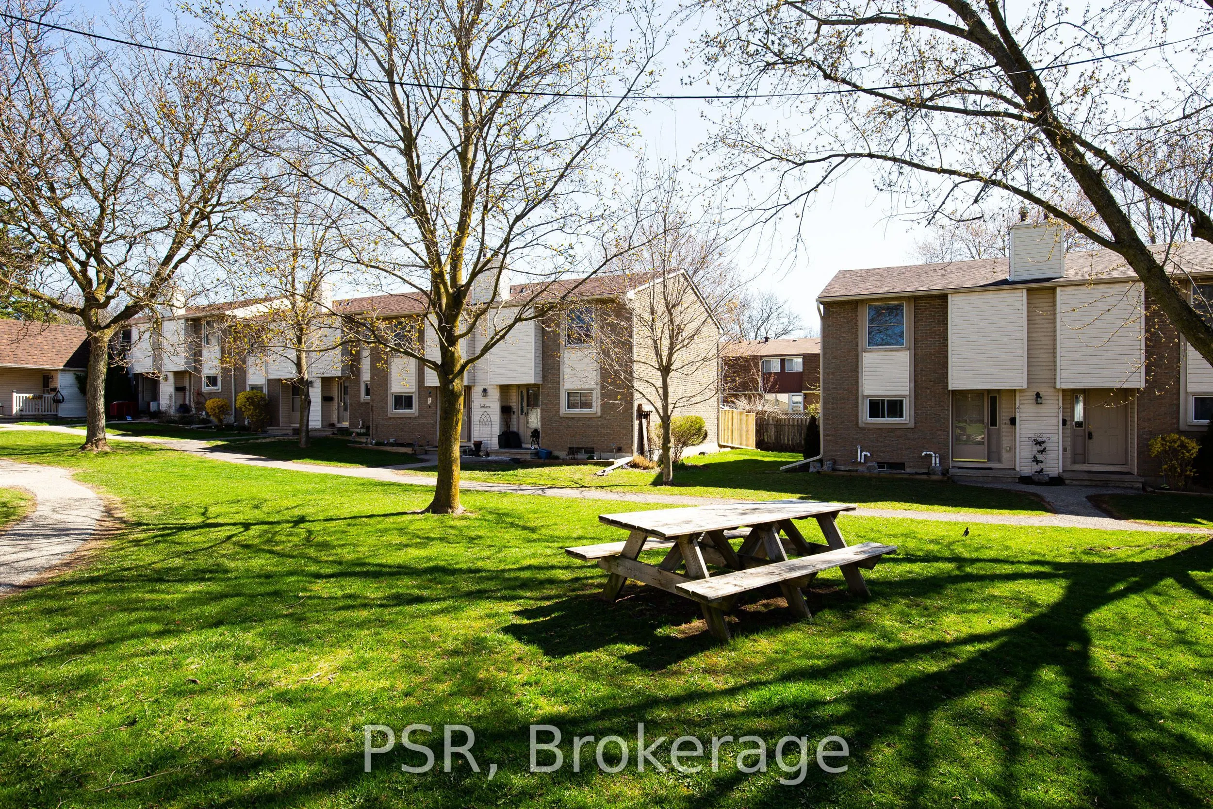 11 Grand River Boulevard, #20