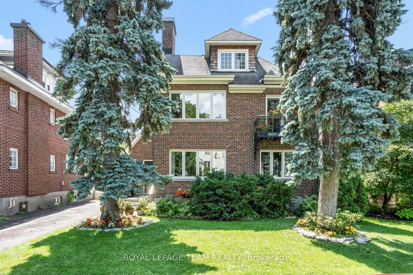 228 Rideau Terrace