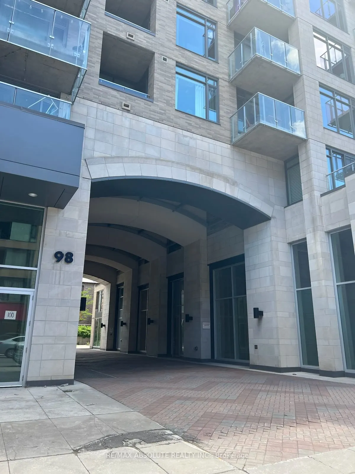 98 Richmond Road, #803