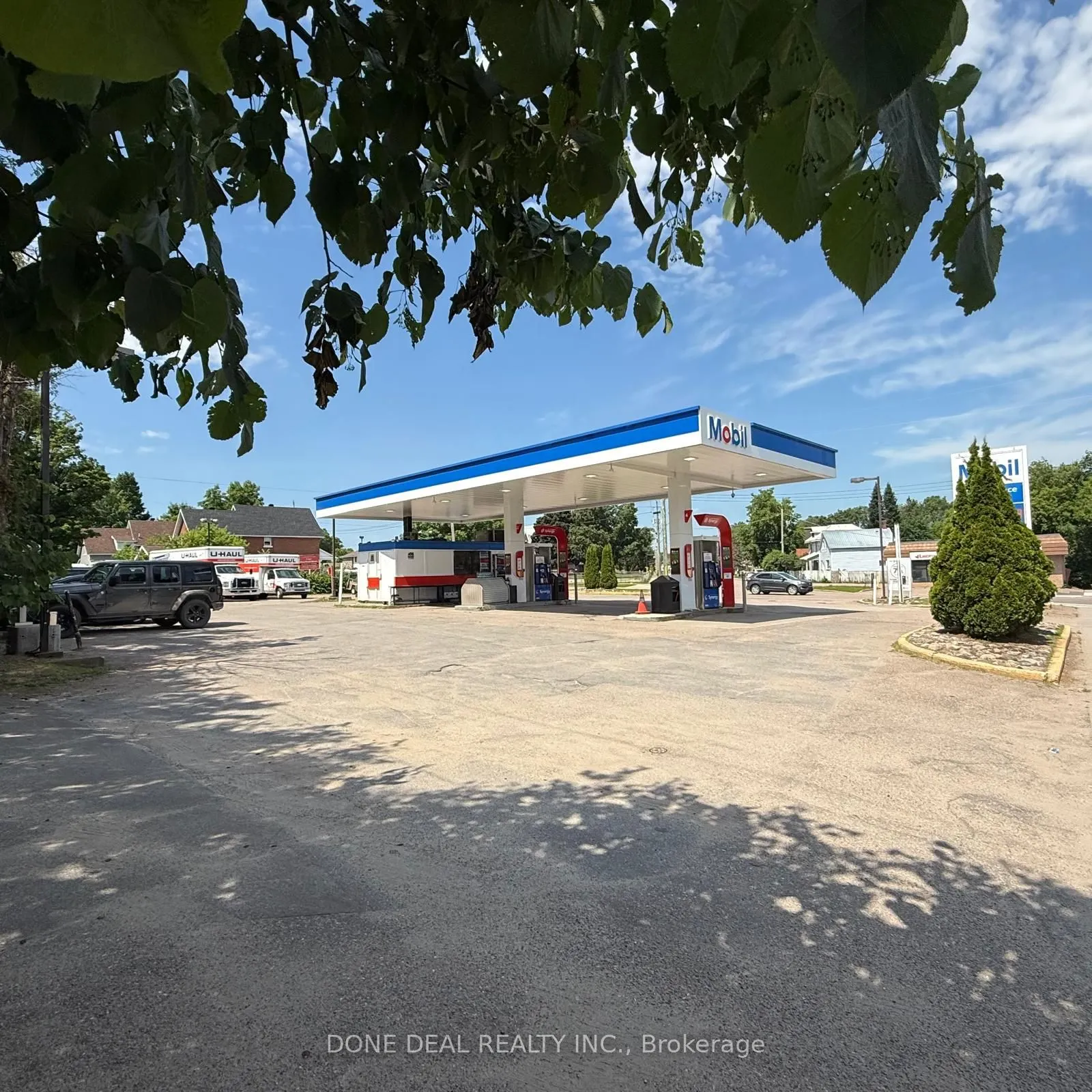 640 Pembroke Street W