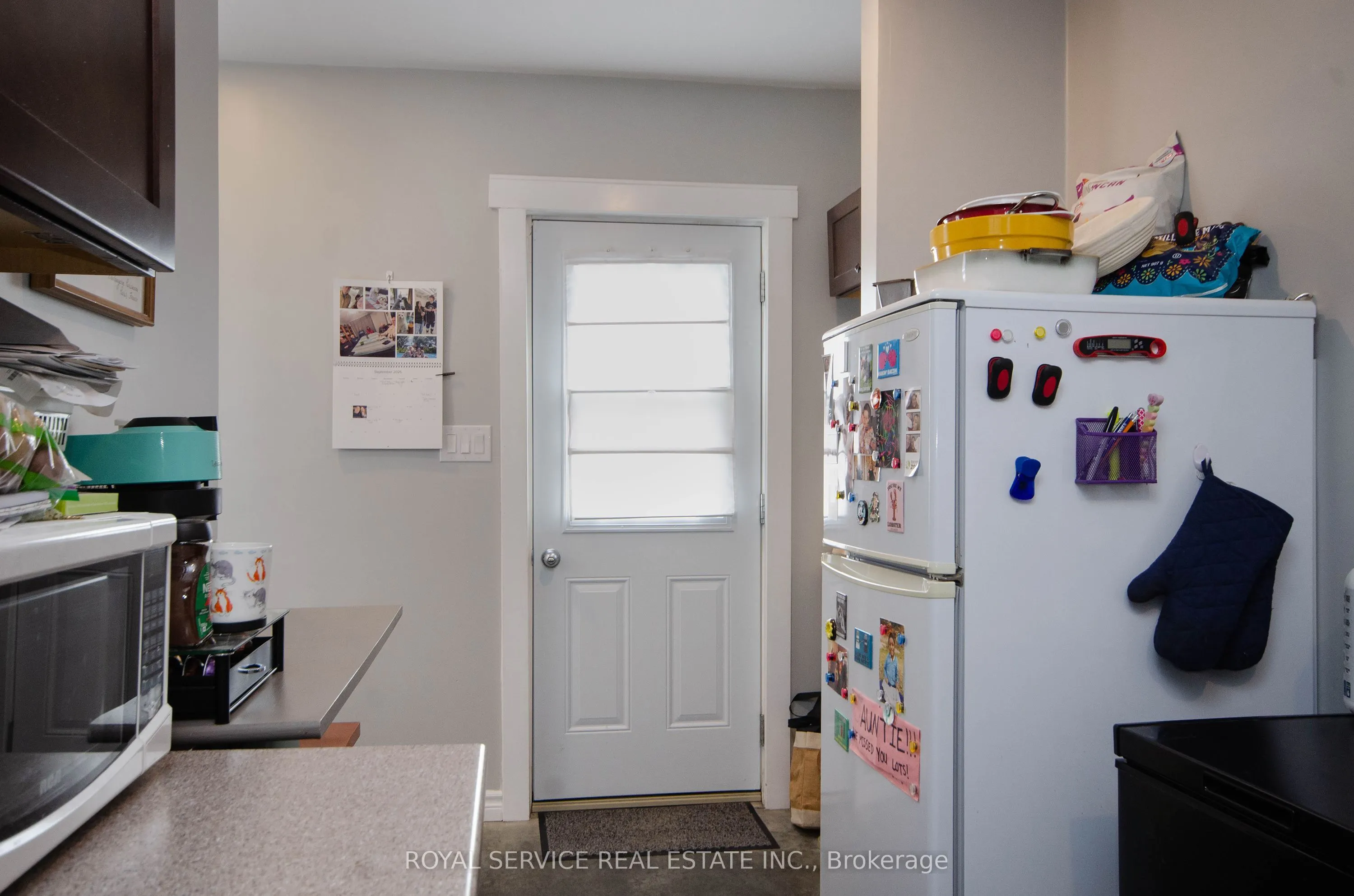 87 Hope Street N
