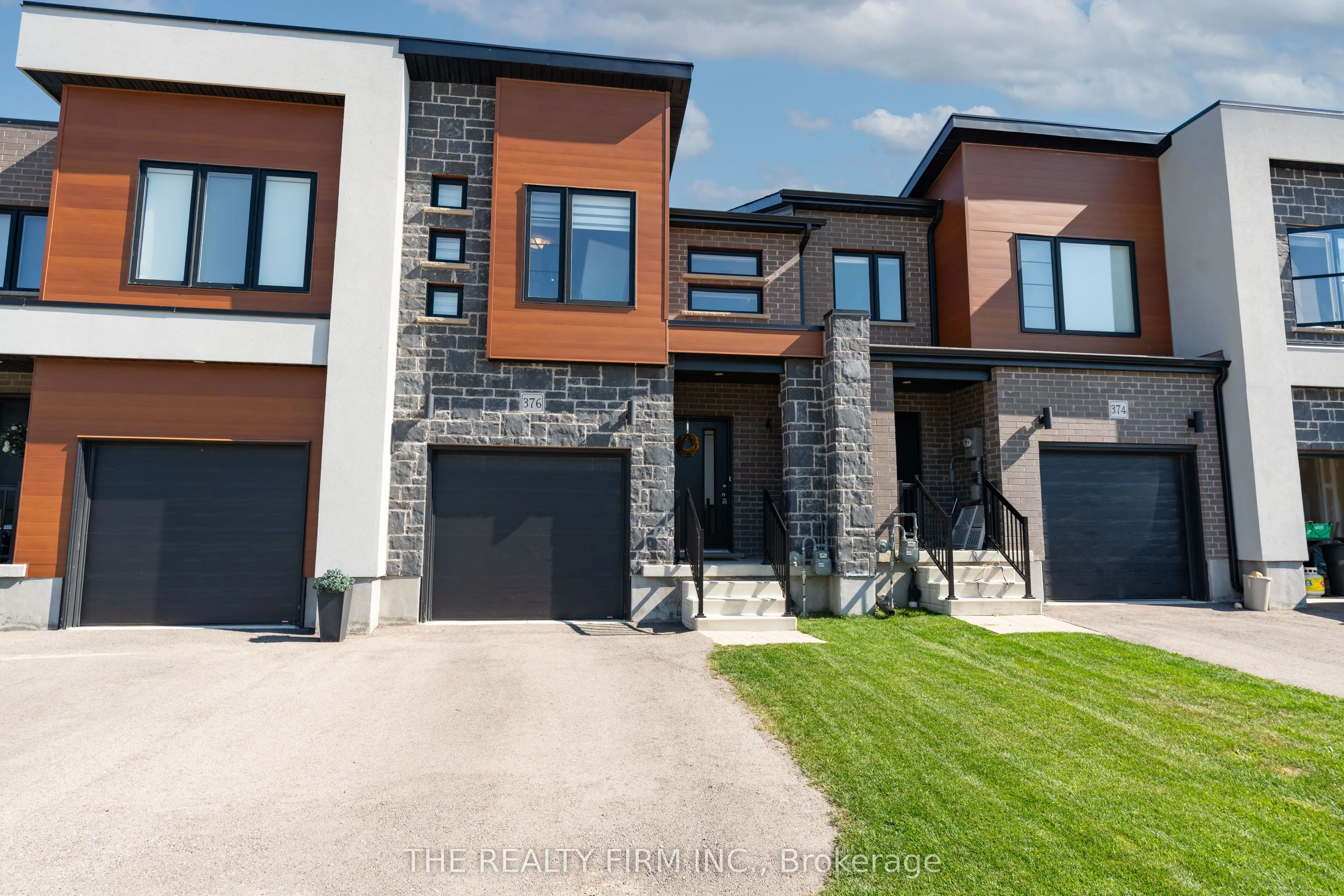376 Bradshaw Drive