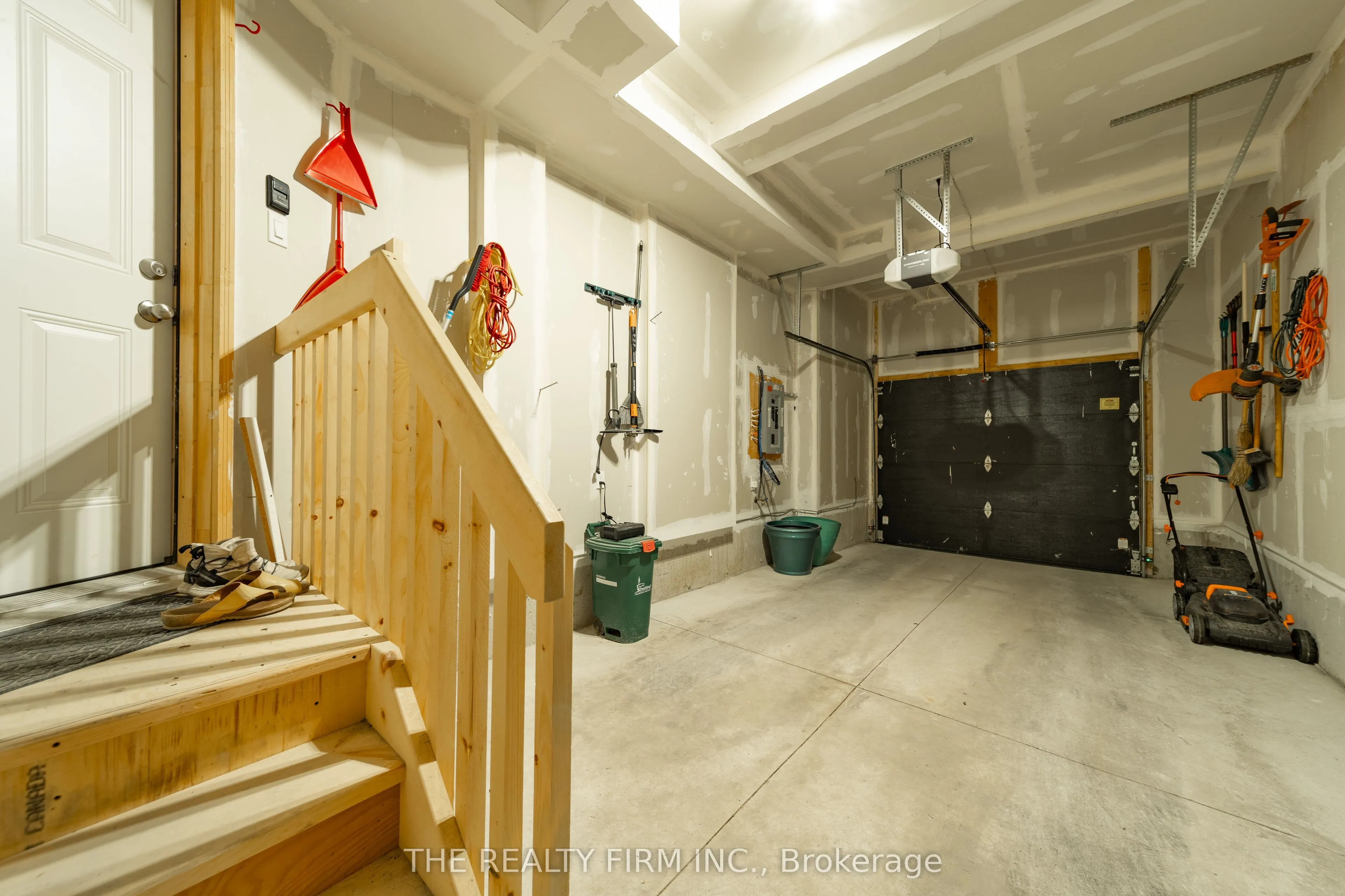 376 Bradshaw Drive