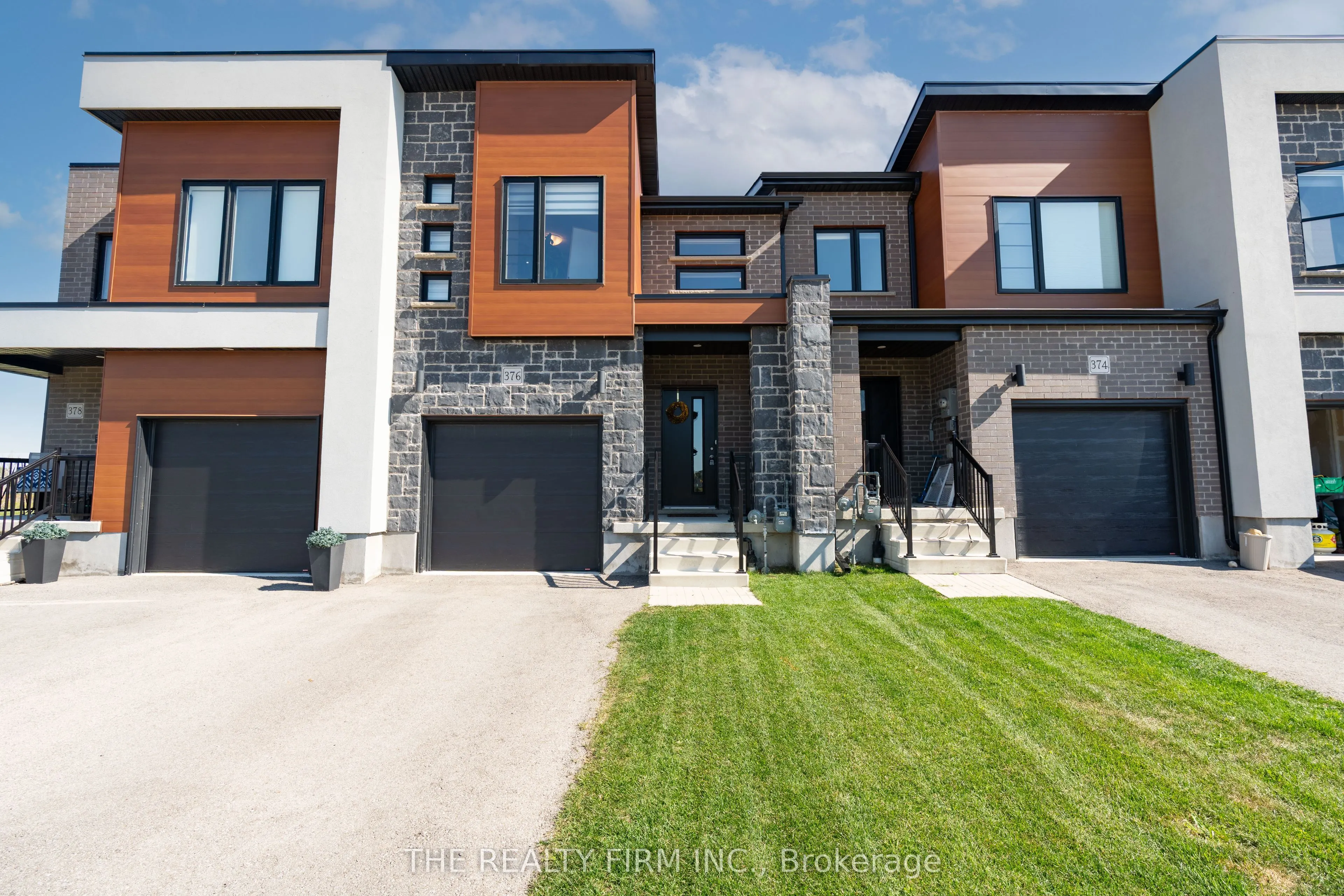 376 Bradshaw Drive
