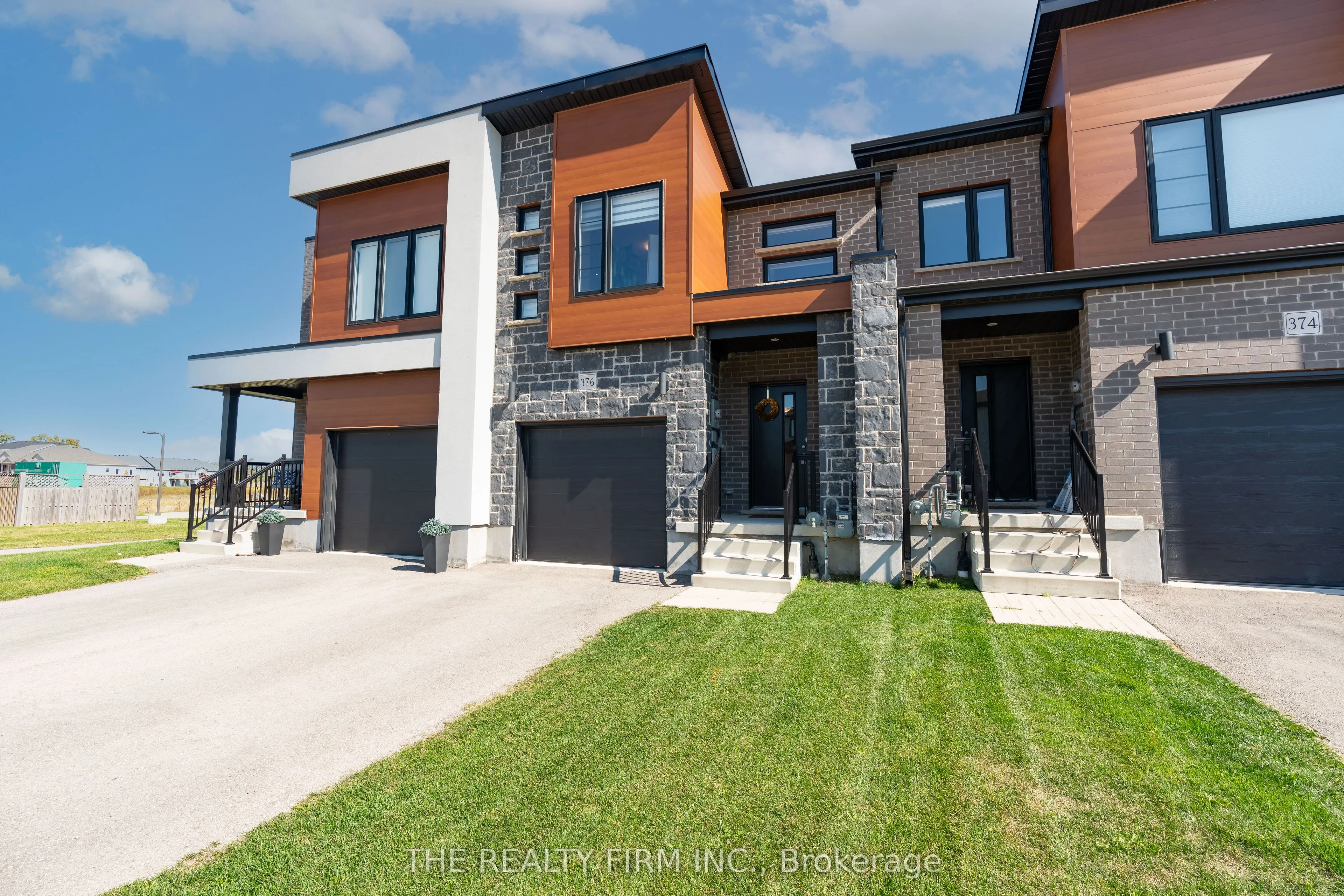 376 Bradshaw Drive