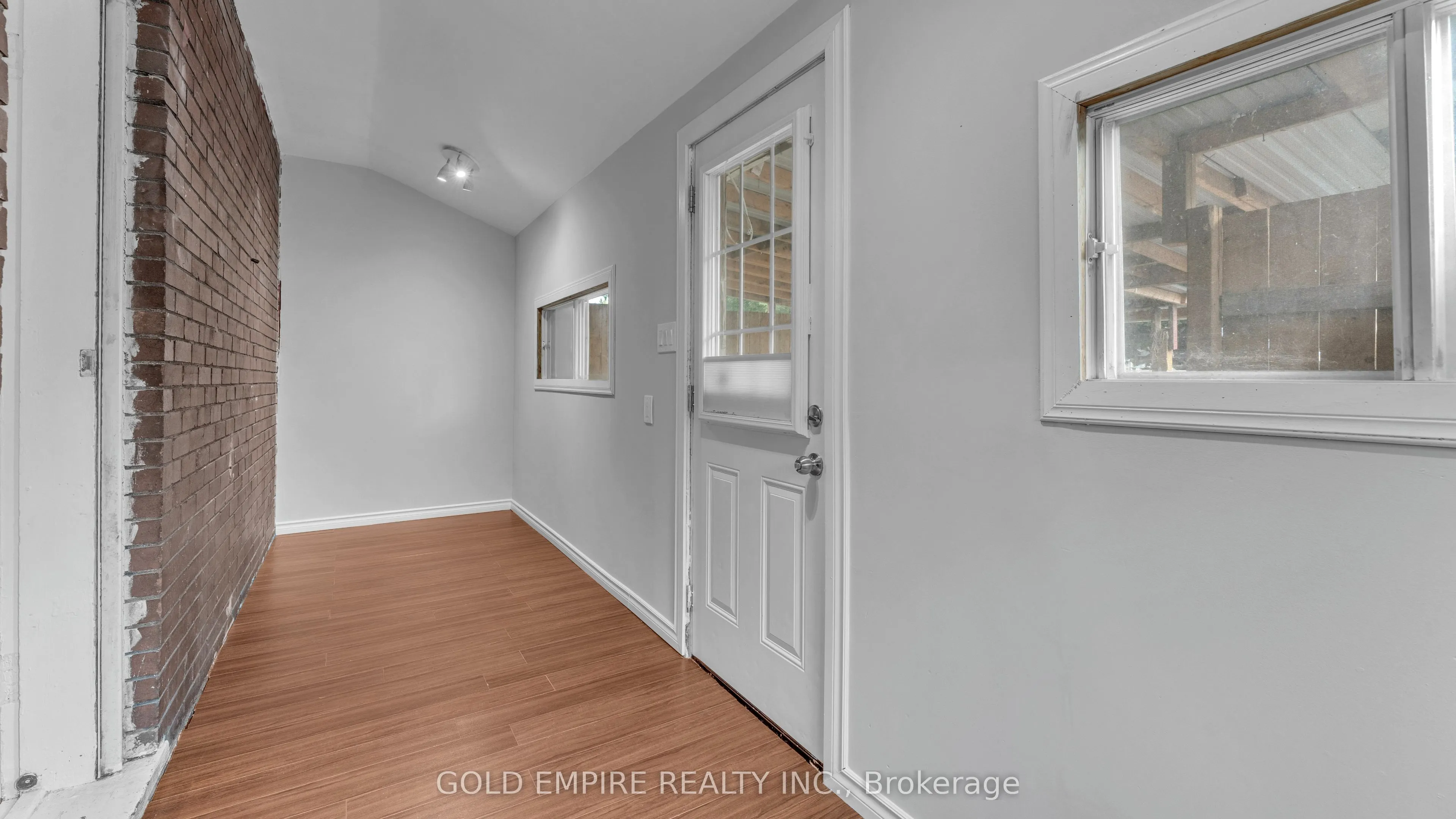 192 St Julien Street