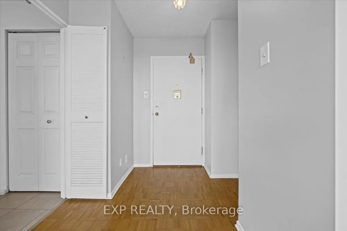 1285 Cahill Drive, #807
