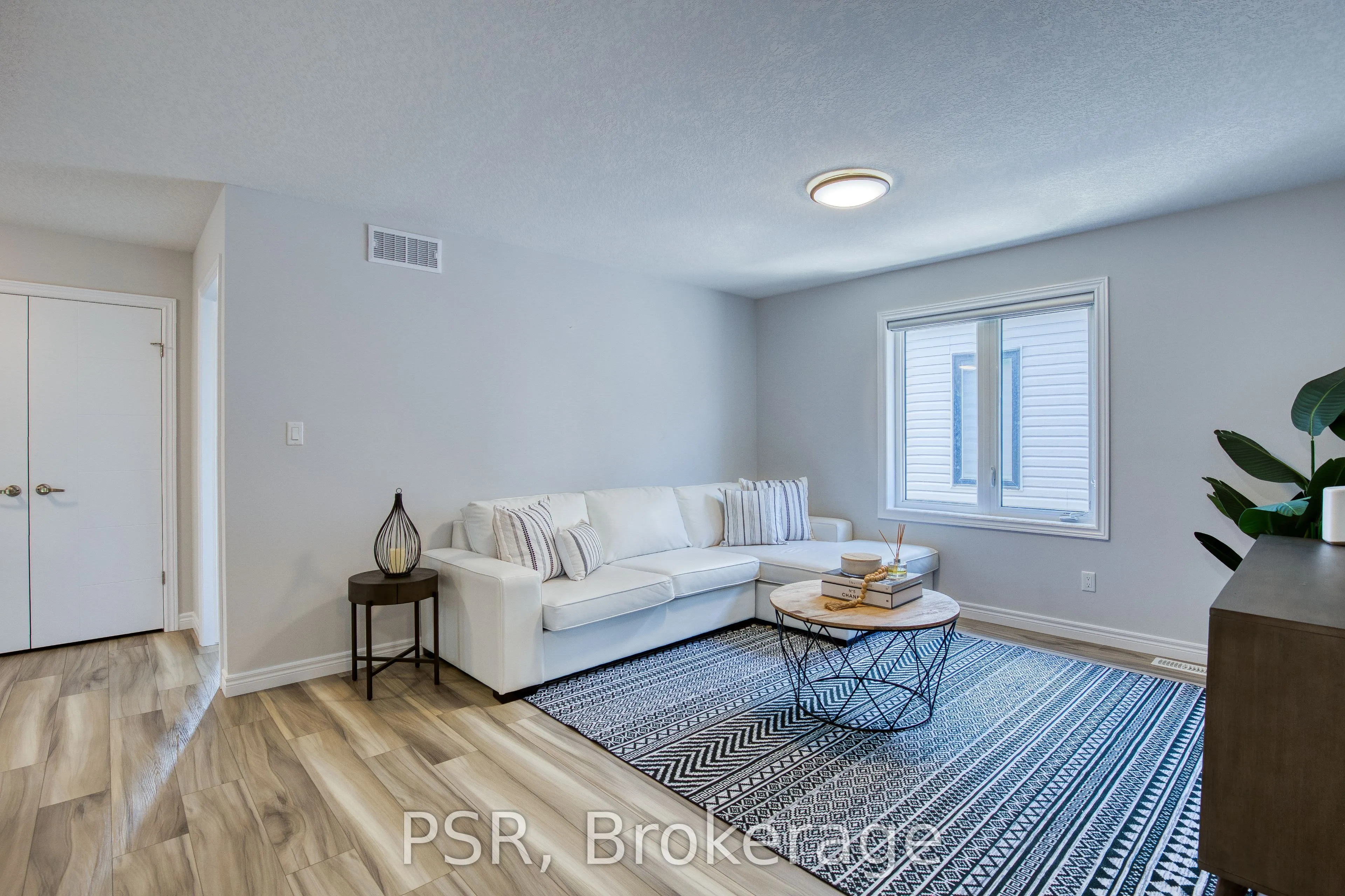 80 Arlington Parkway