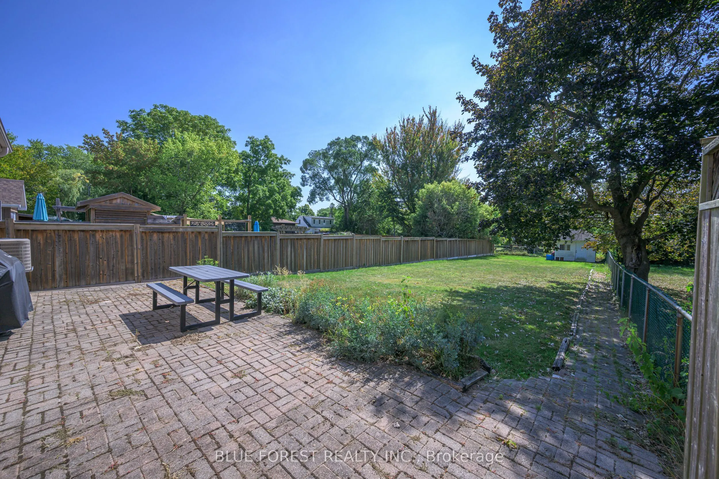 547 Creston Avenue