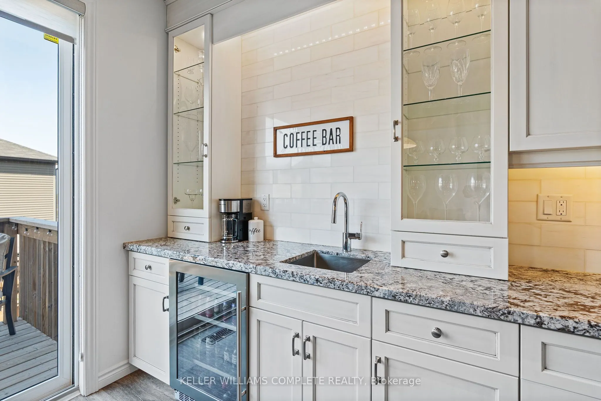 4087 HEALING Street