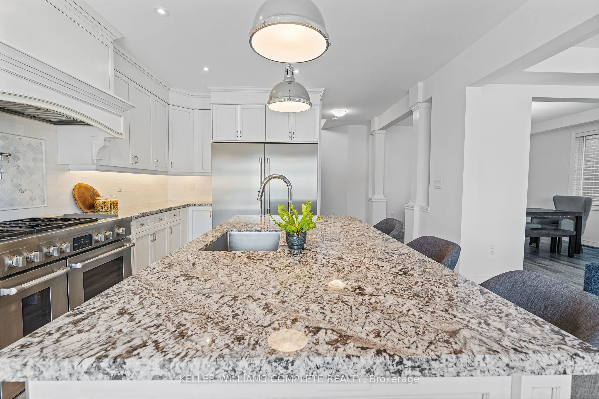 4087 HEALING Street