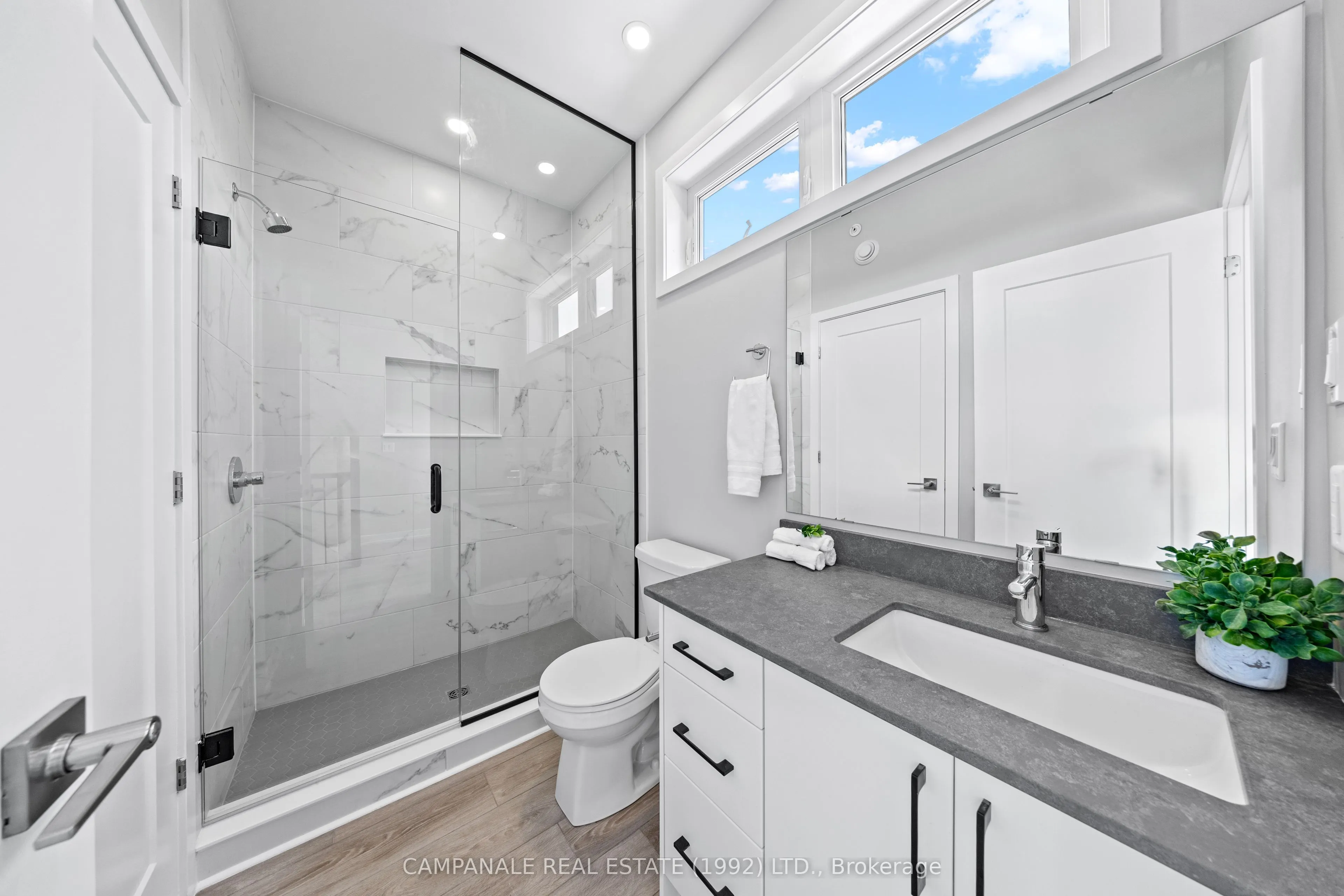 4 Modugno Avenue, #B