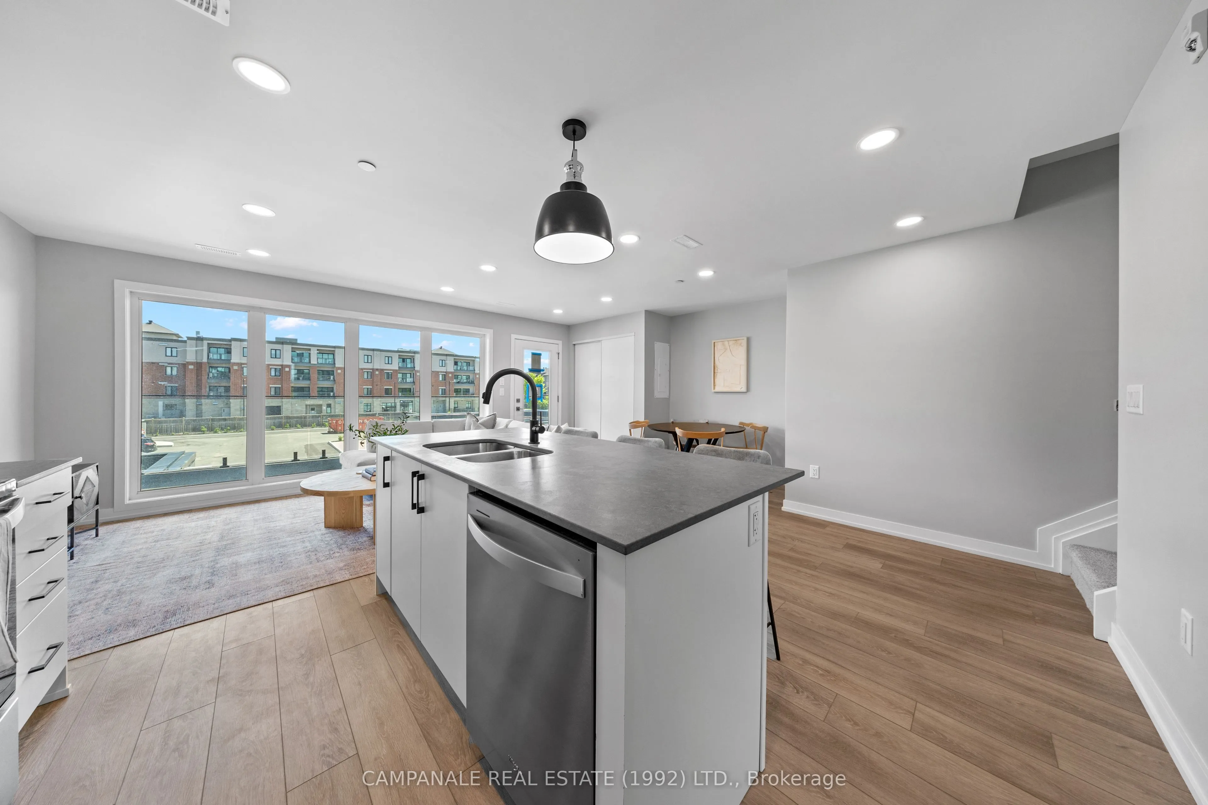 4 Modugno Avenue, #B