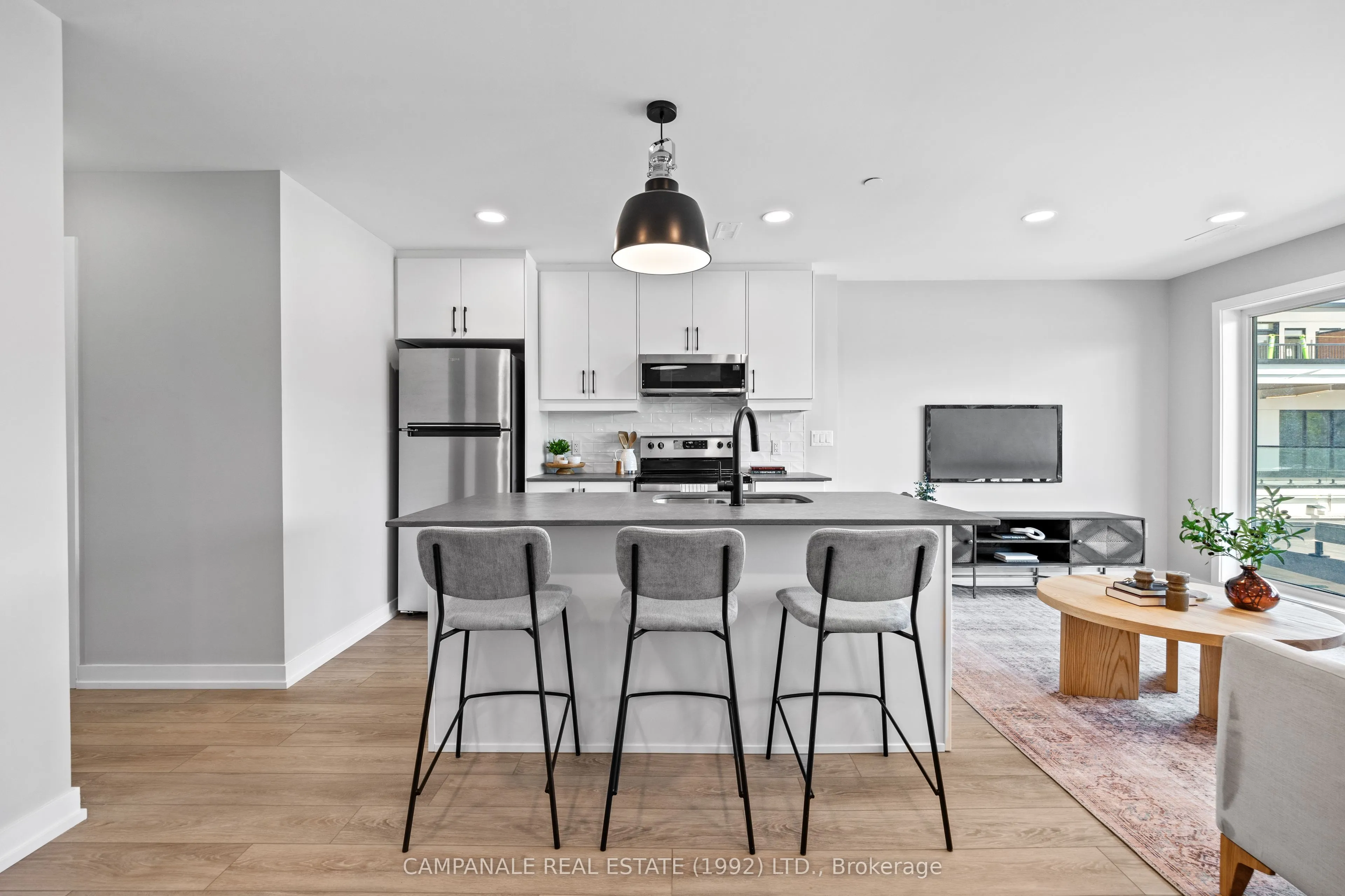 4 Modugno Avenue, #B